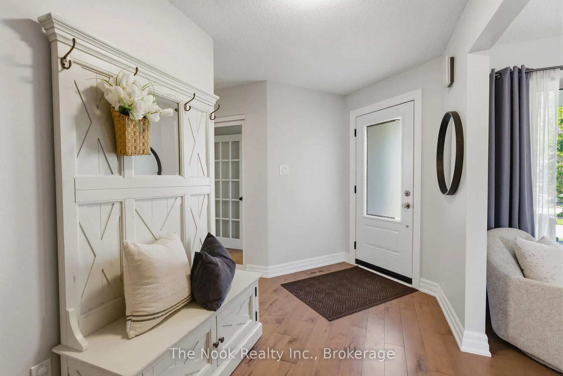 Photo 3 of 15 Stanford Crescent, Clarington, Newcastle — HOMEH