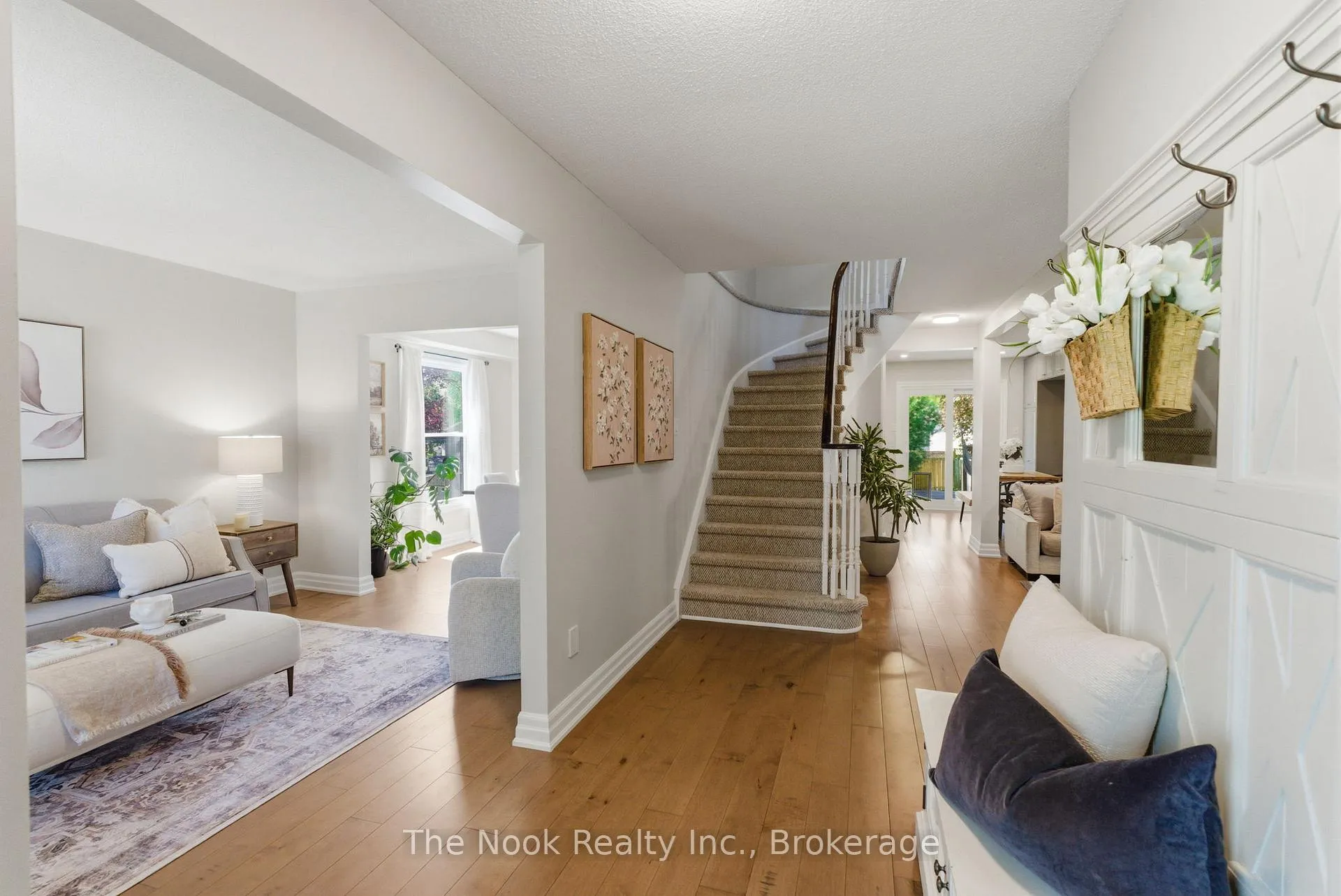 Photo 4 of 15 Stanford Crescent, Clarington, Newcastle — HOMEH