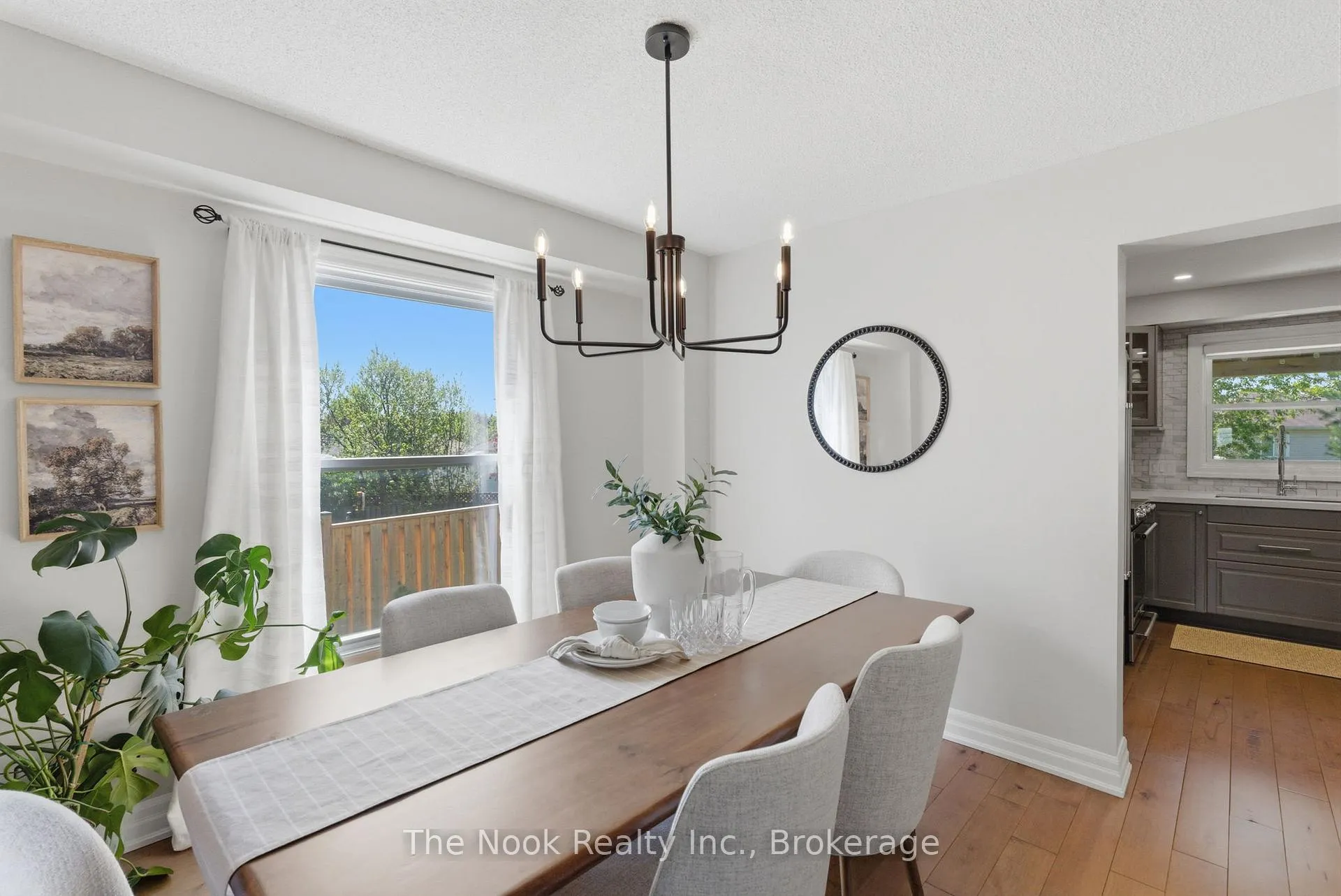 Photo 9 of 15 Stanford Crescent, Clarington, Newcastle — HOMEH