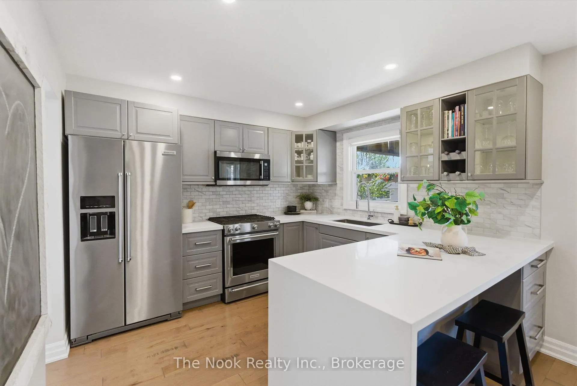 Photo 16 of 15 Stanford Crescent, Clarington, Newcastle — HOMEH
