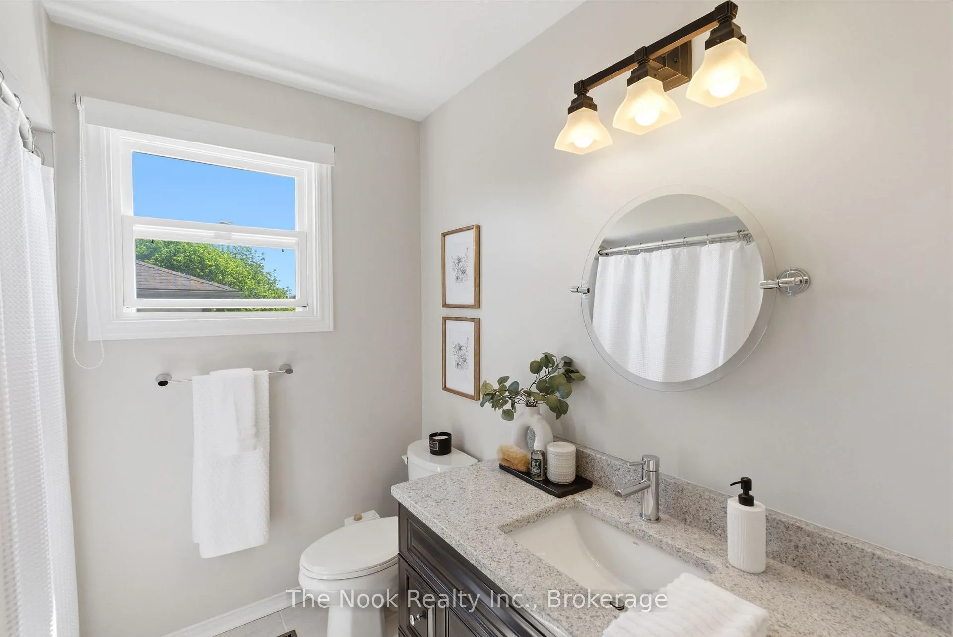 Photo 34 of 15 Stanford Crescent, Clarington, Newcastle — HOMEH