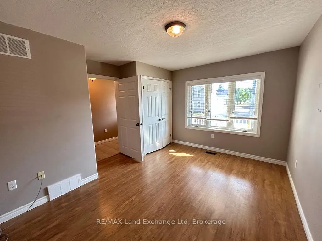 Photo 2 of 32 Victoria Street W, North Huron, Wingham — HOMEH