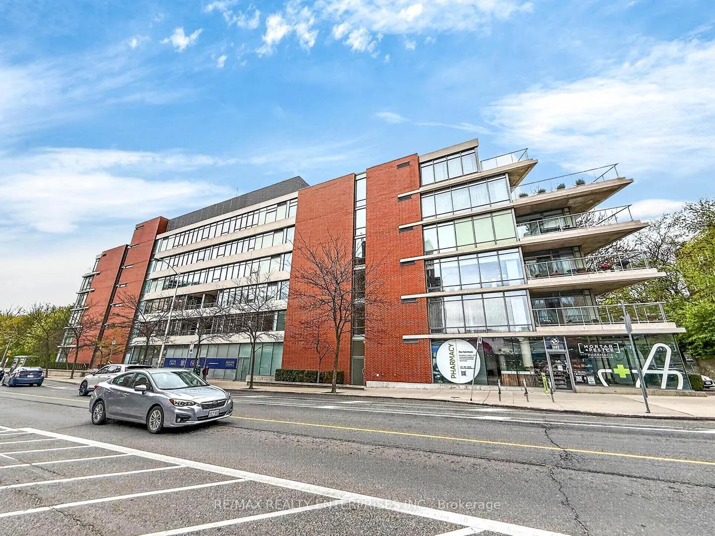 Photo 1 of Unit 802, 383 Ellis Park Road, Toronto, High Park-Swansea — HOMEH