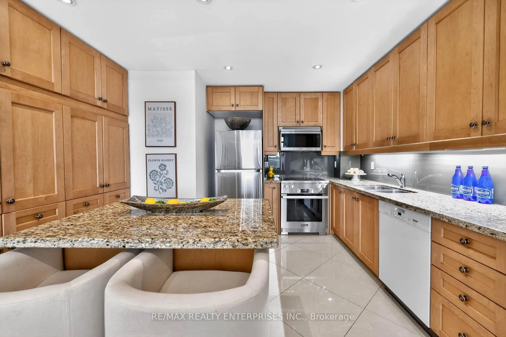Photo 16 of Unit 802, 383 Ellis Park Road, Toronto, High Park-Swansea — HOMEH