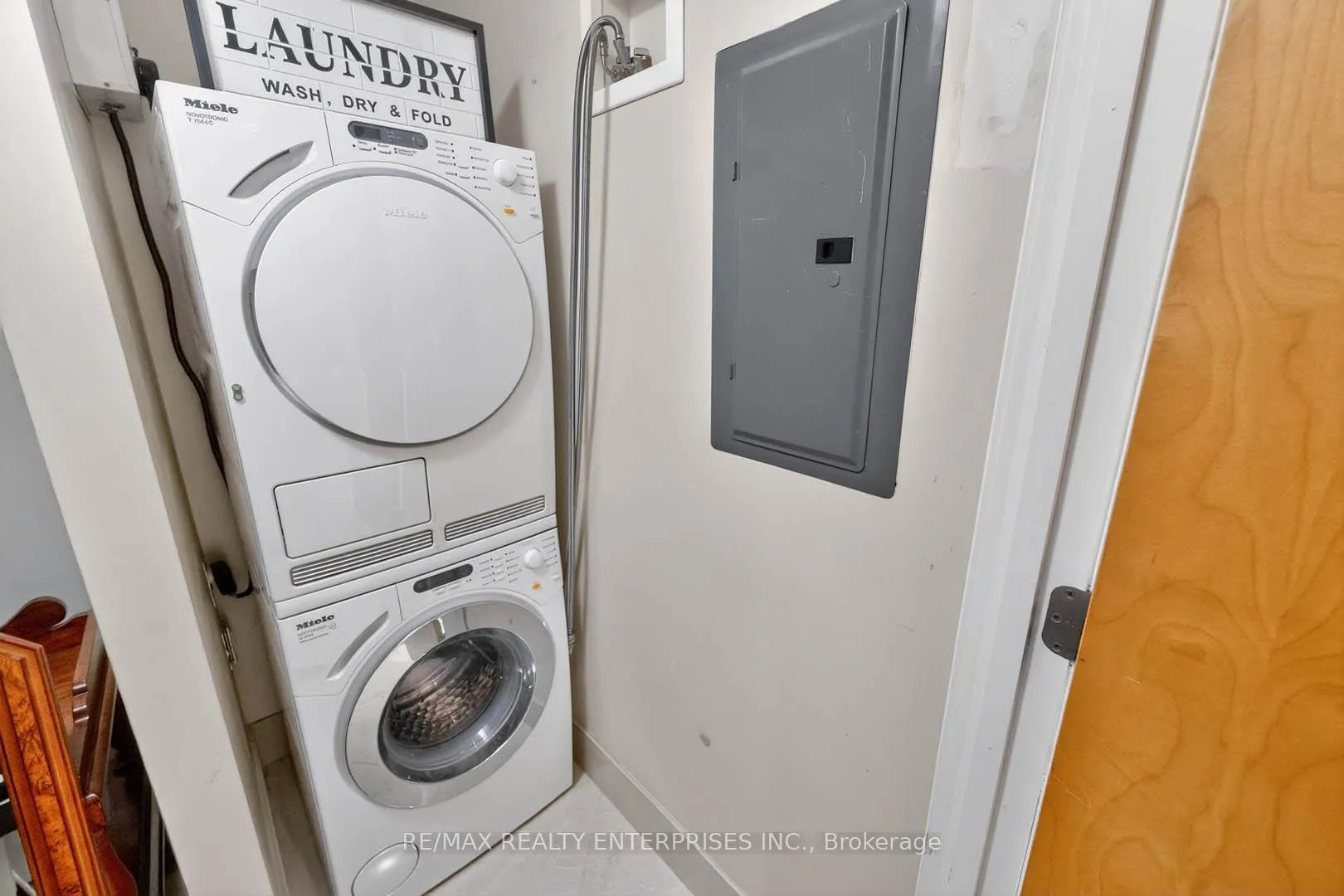 Photo 34 of Unit 802, 383 Ellis Park Road, Toronto, High Park-Swansea — HOMEH