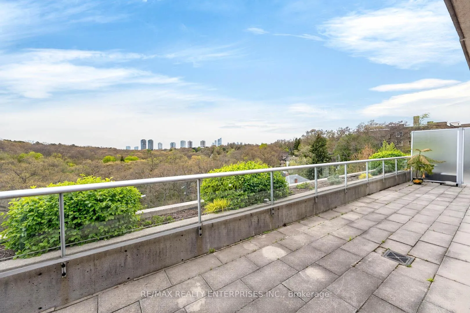 Photo 37 of Unit 802, 383 Ellis Park Road, Toronto, High Park-Swansea — HOMEH