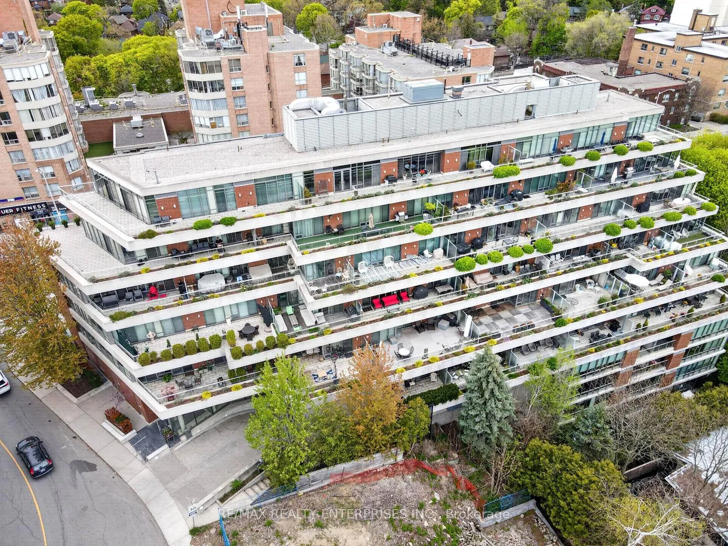 Photo 40 of Unit 802, 383 Ellis Park Road, Toronto, High Park-Swansea — HOMEH