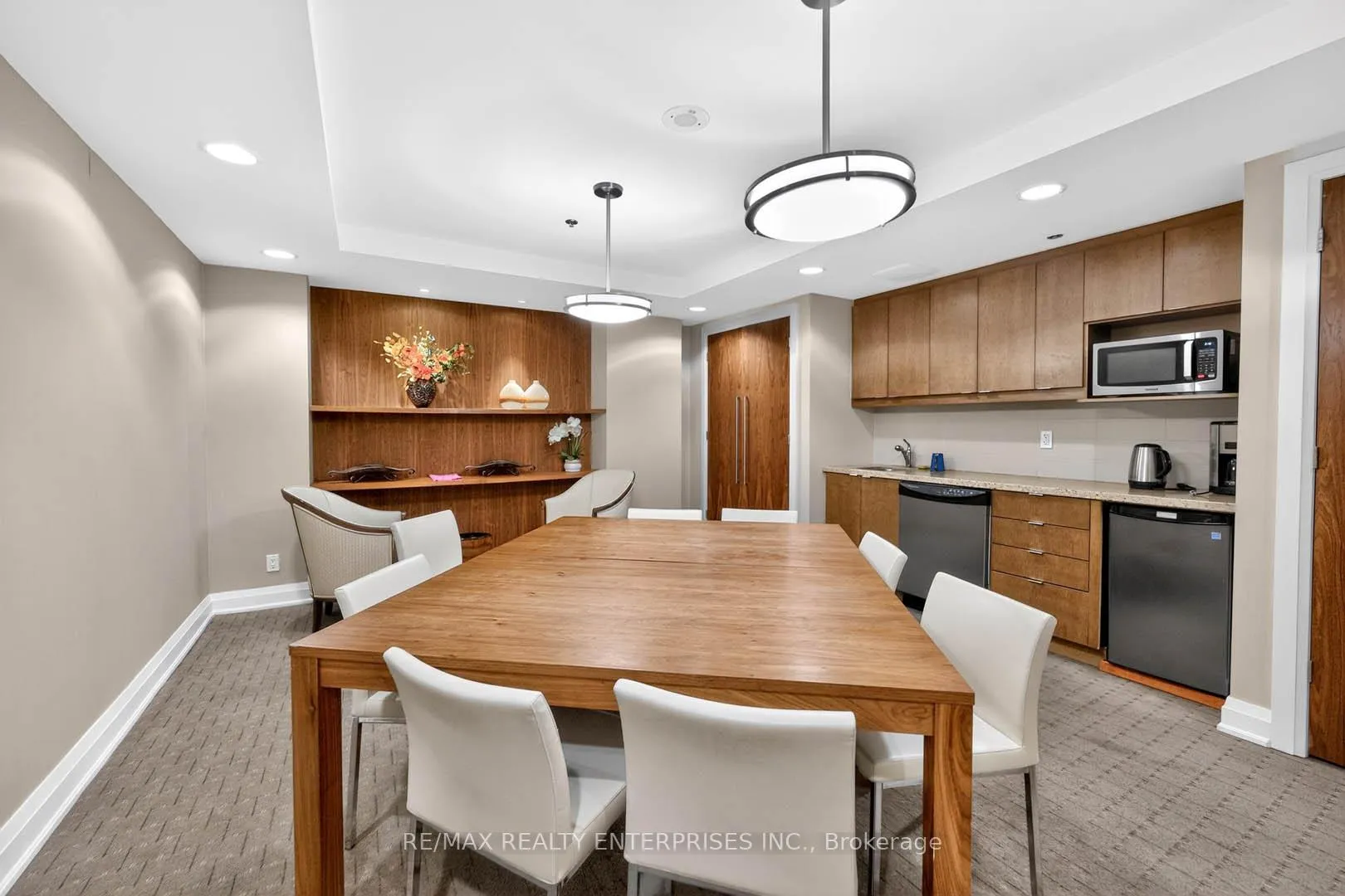 Photo 45 of Unit 802, 383 Ellis Park Road, Toronto, High Park-Swansea — HOMEH