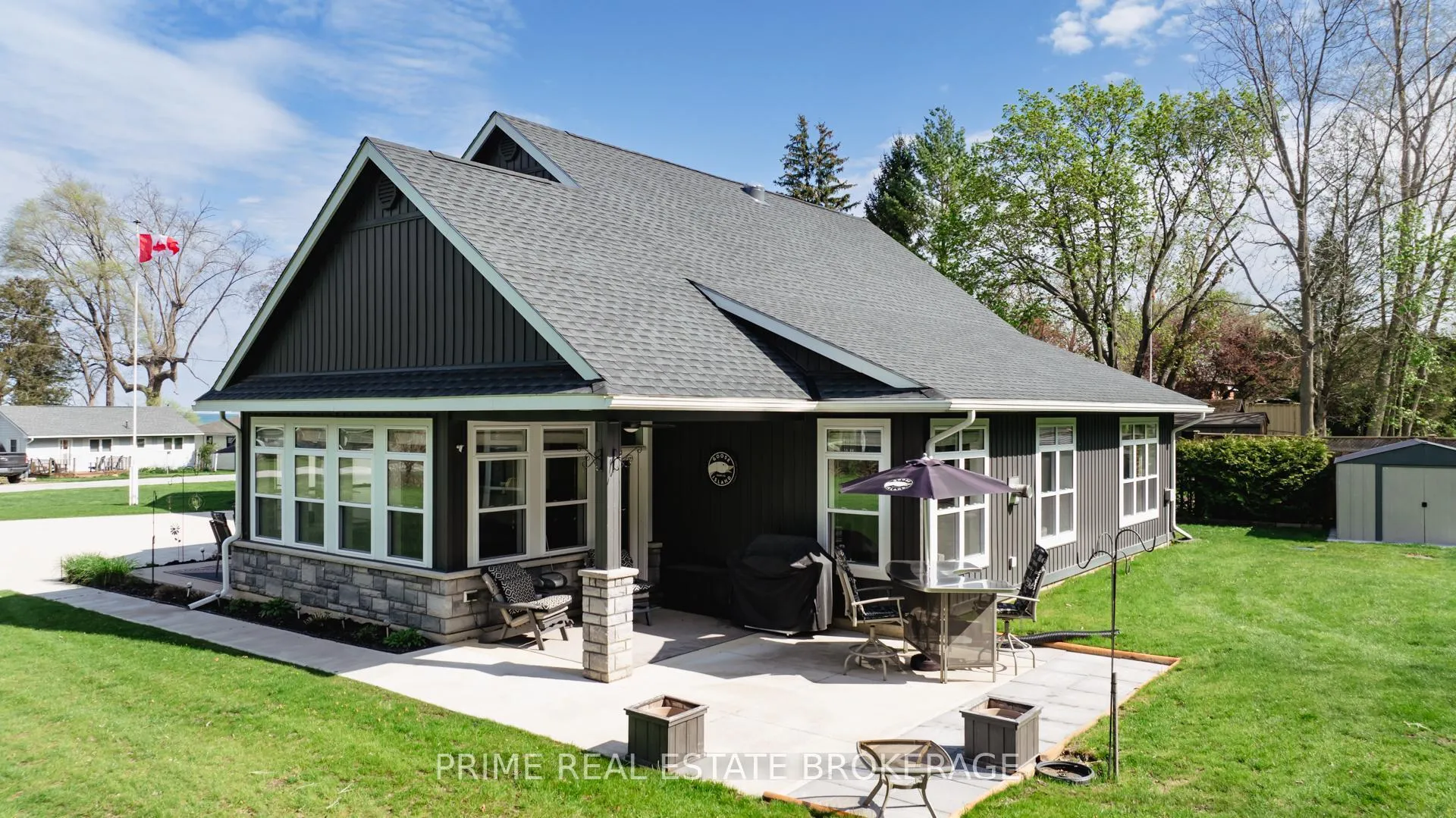 Photo 11 of 5329 Broadview Avenue, Lambton Shores — HOMEH