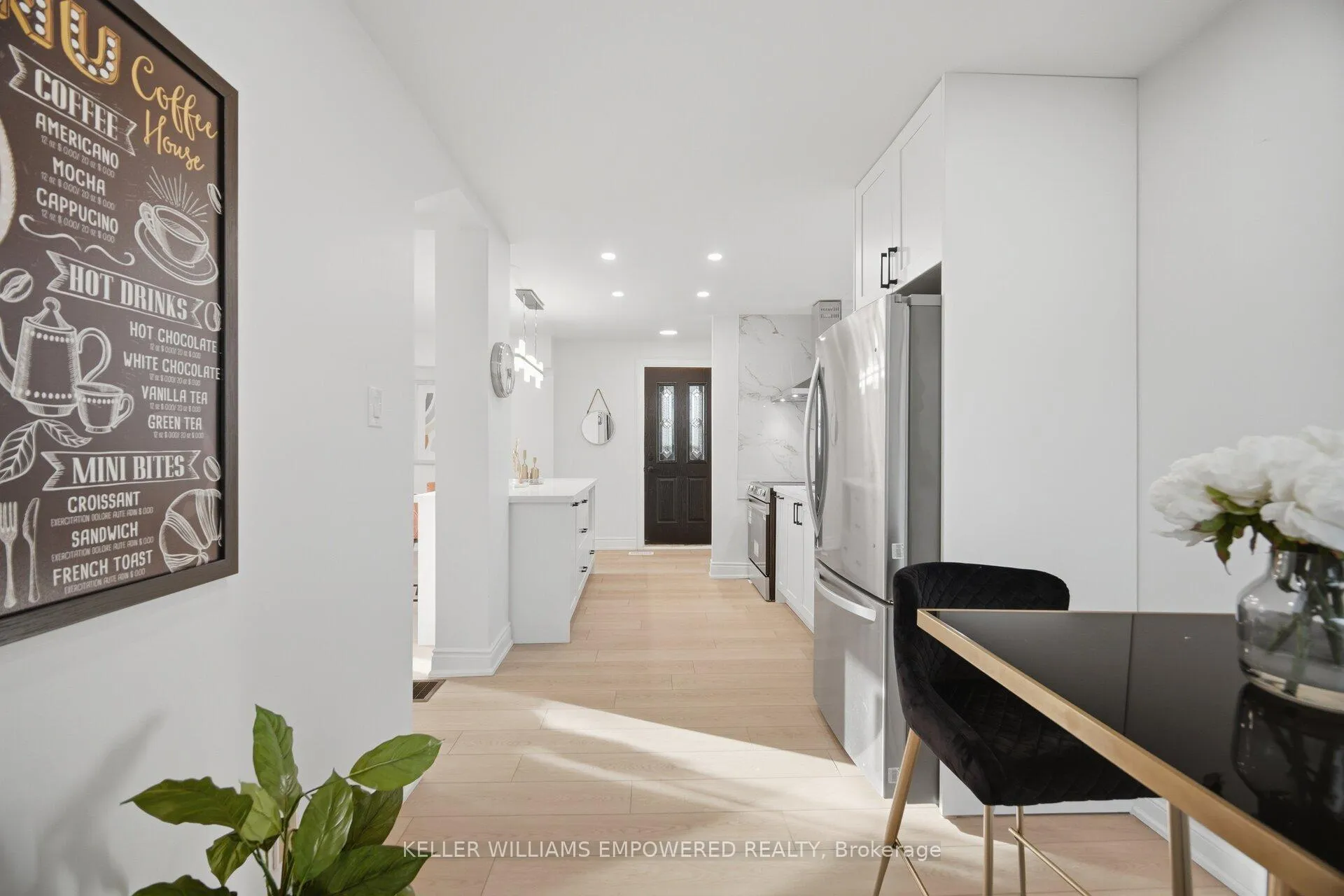 Photo 13 of 29 Genthorn Avenue, Etobicoke, Rexdale-Kipling — HOMEH