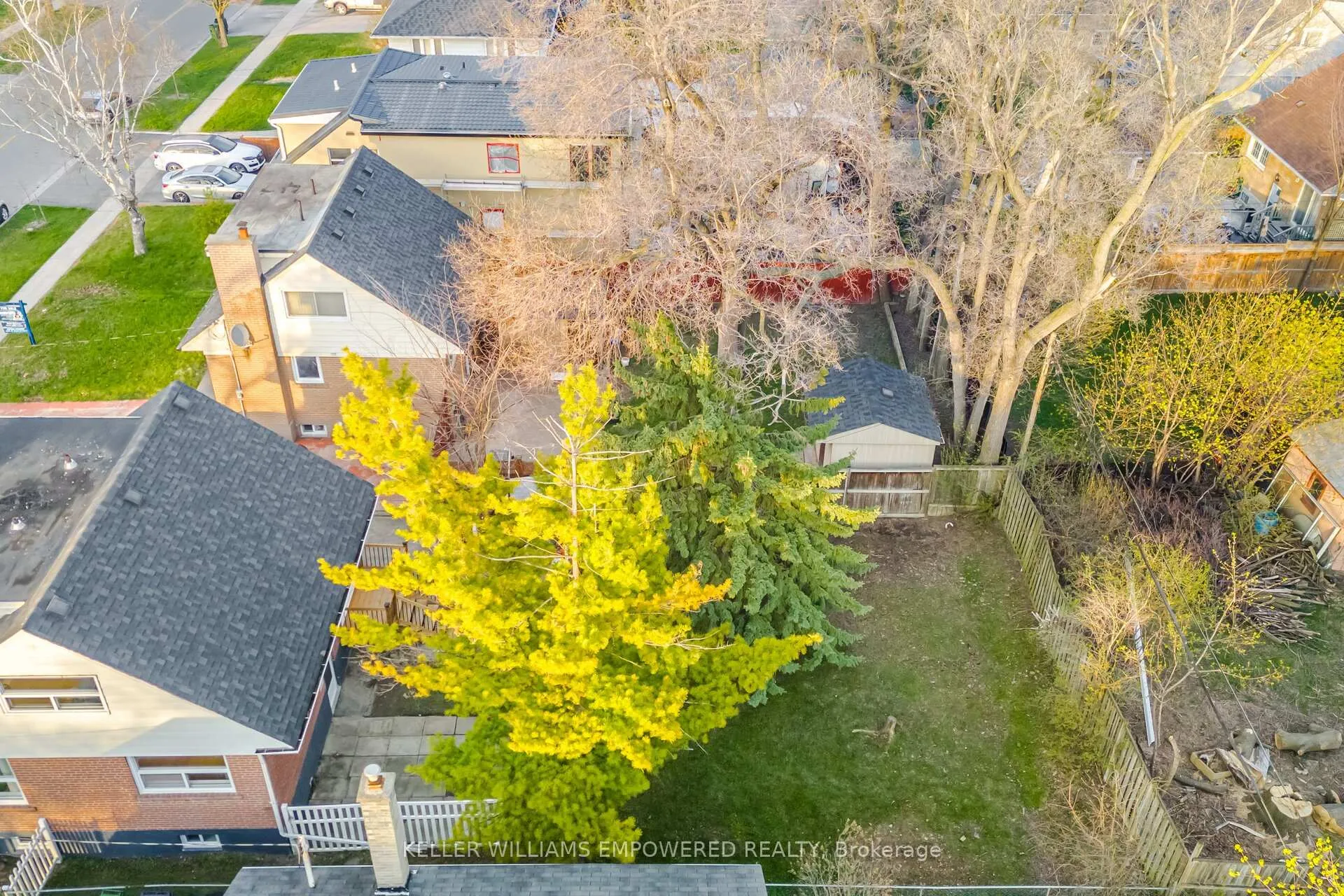 Photo 20 of 29 Genthorn Avenue, Etobicoke, Rexdale-Kipling — HOMEH