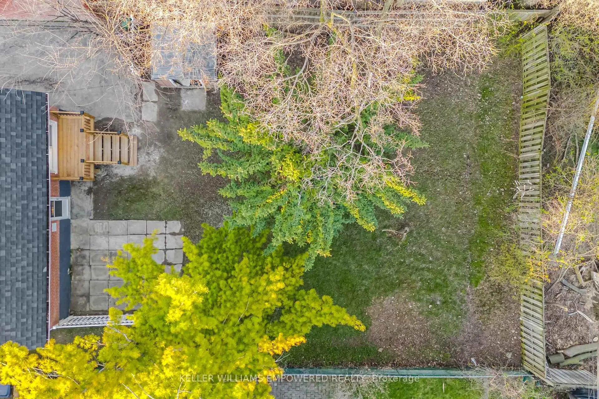 Photo 22 of 29 Genthorn Avenue, Etobicoke, Rexdale-Kipling — HOMEH