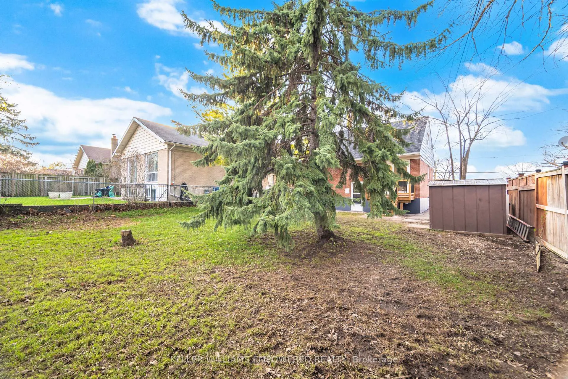 Photo 24 of 29 Genthorn Avenue, Etobicoke, Rexdale-Kipling — HOMEH