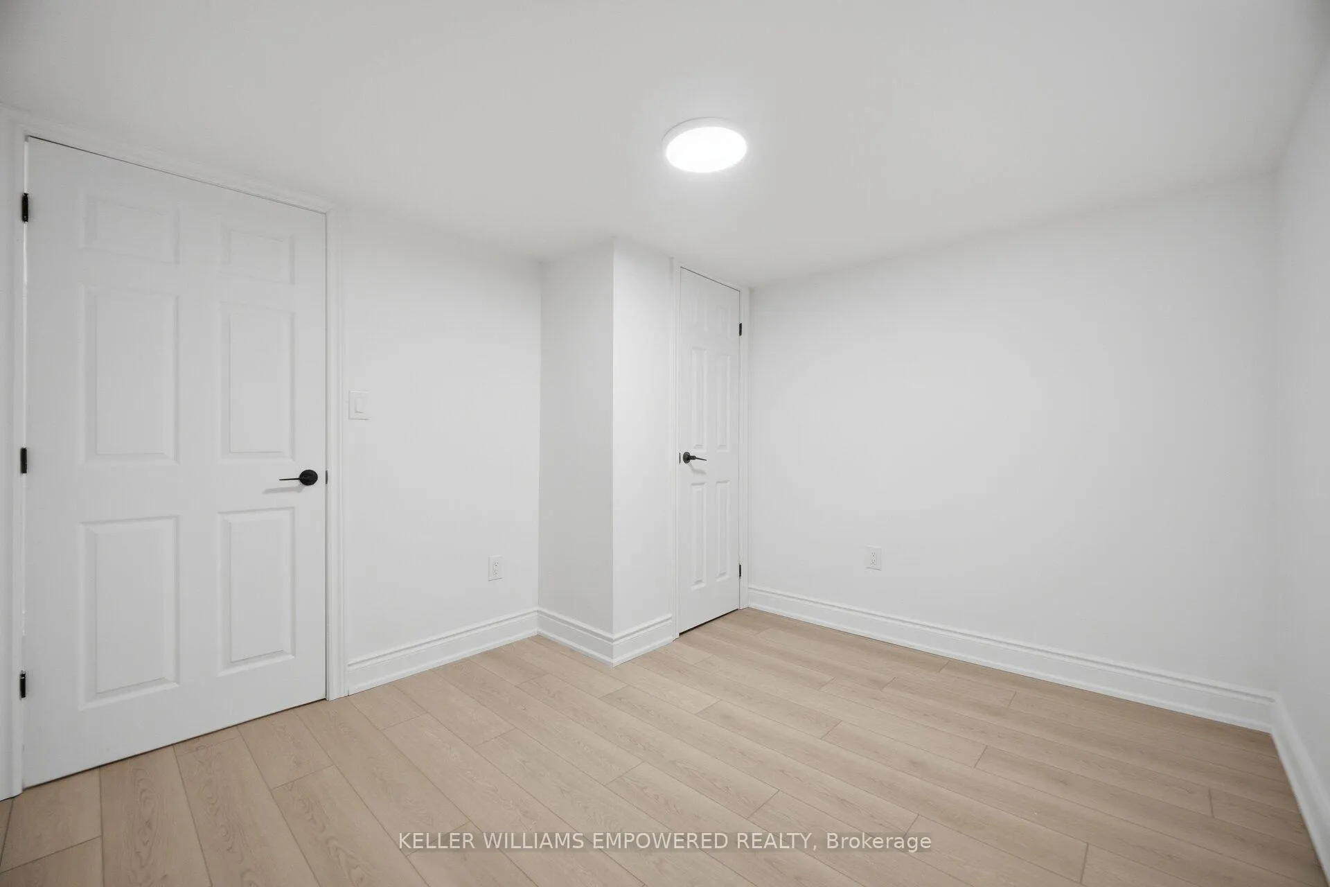 Photo 31 of 29 Genthorn Avenue, Etobicoke, Rexdale-Kipling — HOMEH