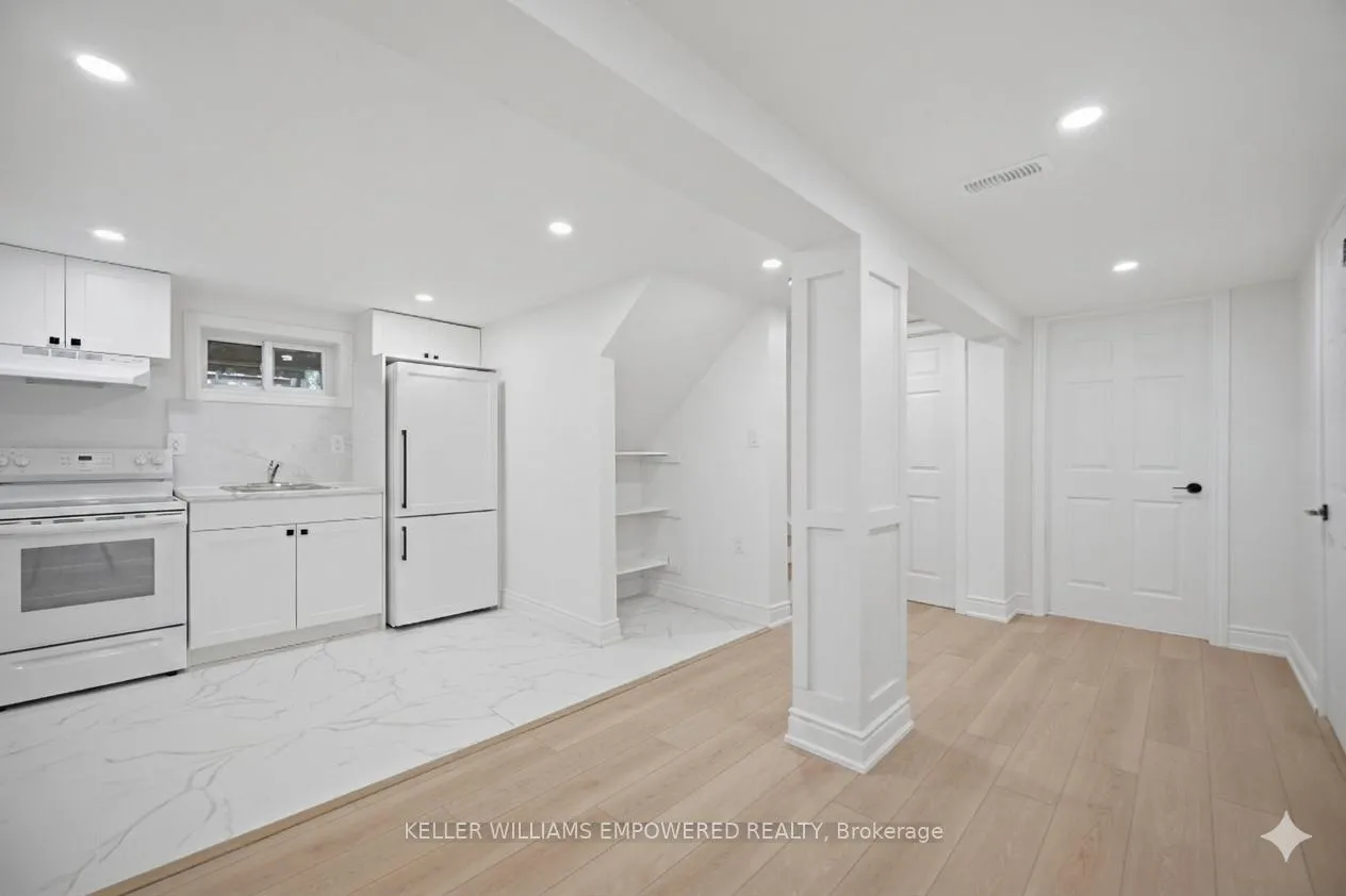 Photo 35 of 29 Genthorn Avenue, Etobicoke, Rexdale-Kipling — HOMEH
