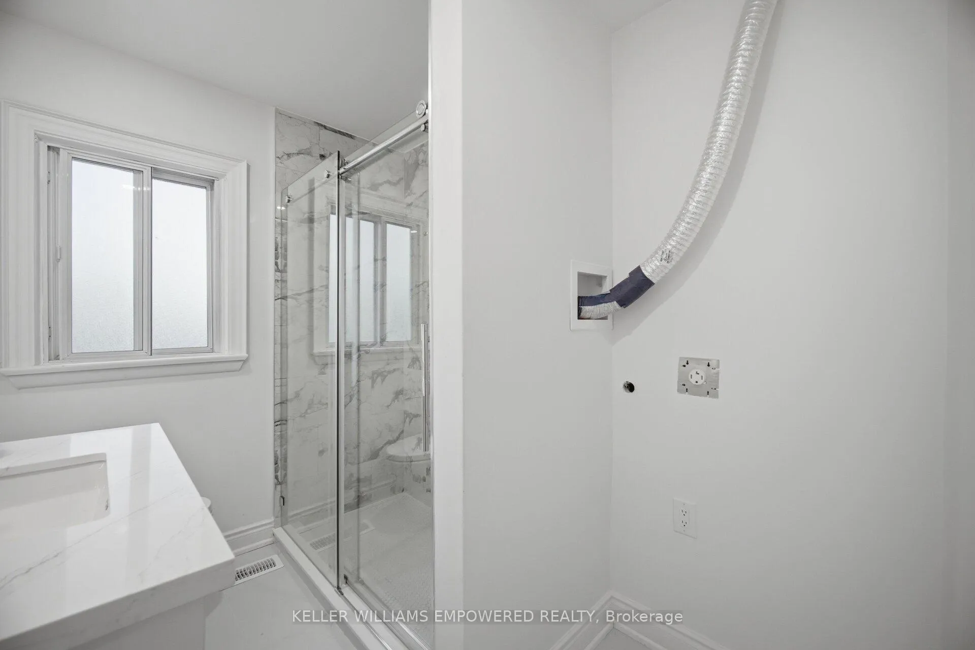 Photo 38 of 29 Genthorn Avenue, Etobicoke, Rexdale-Kipling — HOMEH
