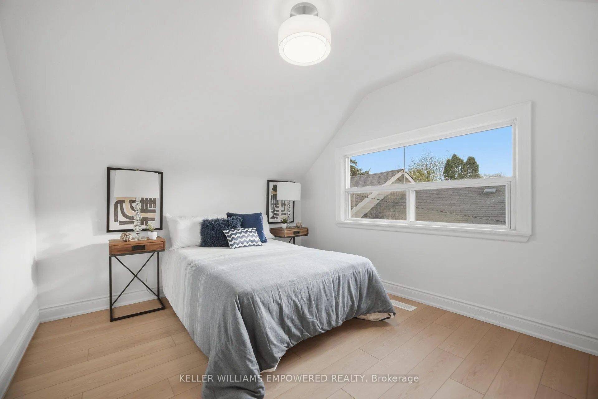 Photo 46 of 29 Genthorn Avenue, Etobicoke, Rexdale-Kipling — HOMEH