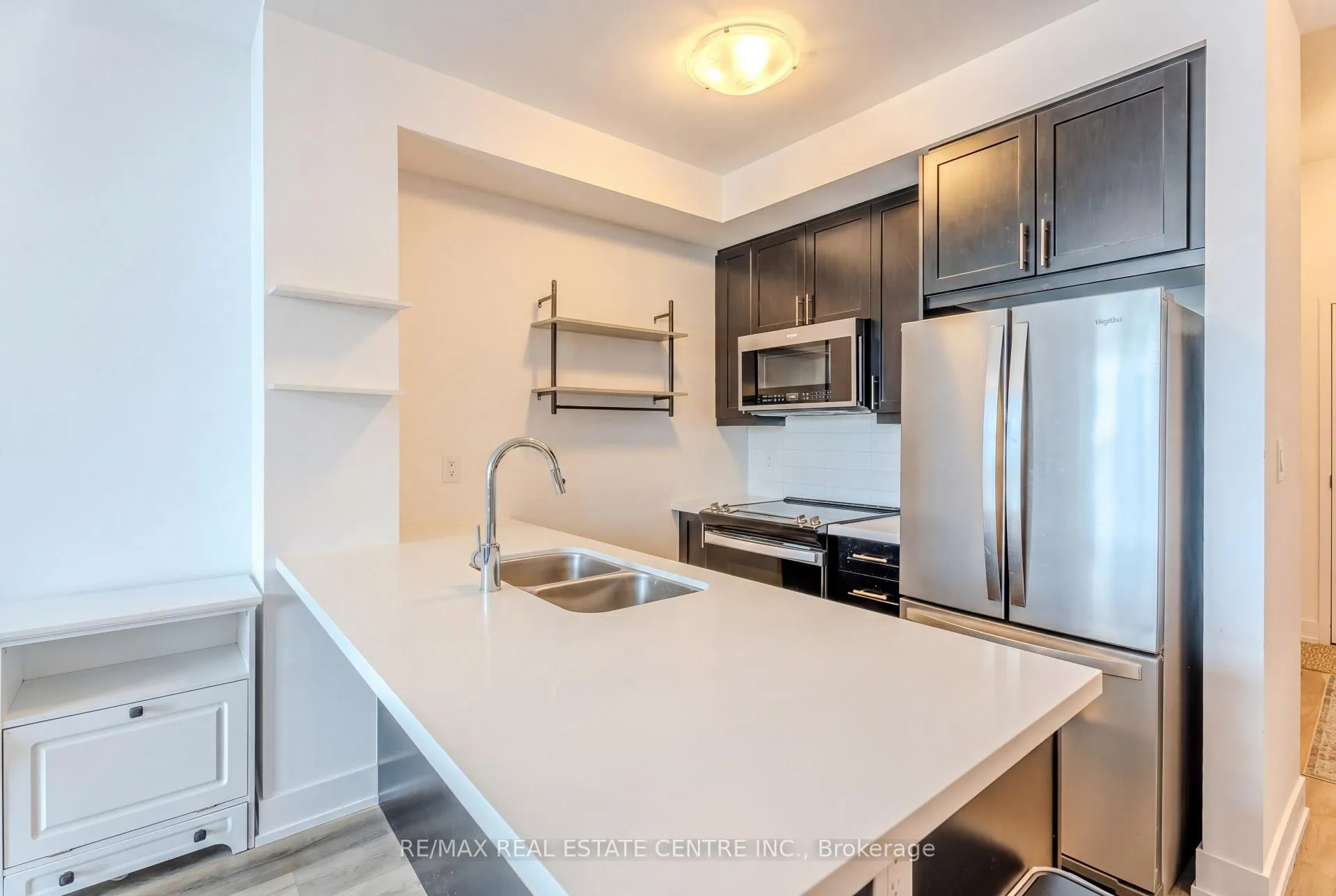 Photo 14 of Unit 1206, 470 Dundas Street, Hamilton, Waterdown — HOMEH