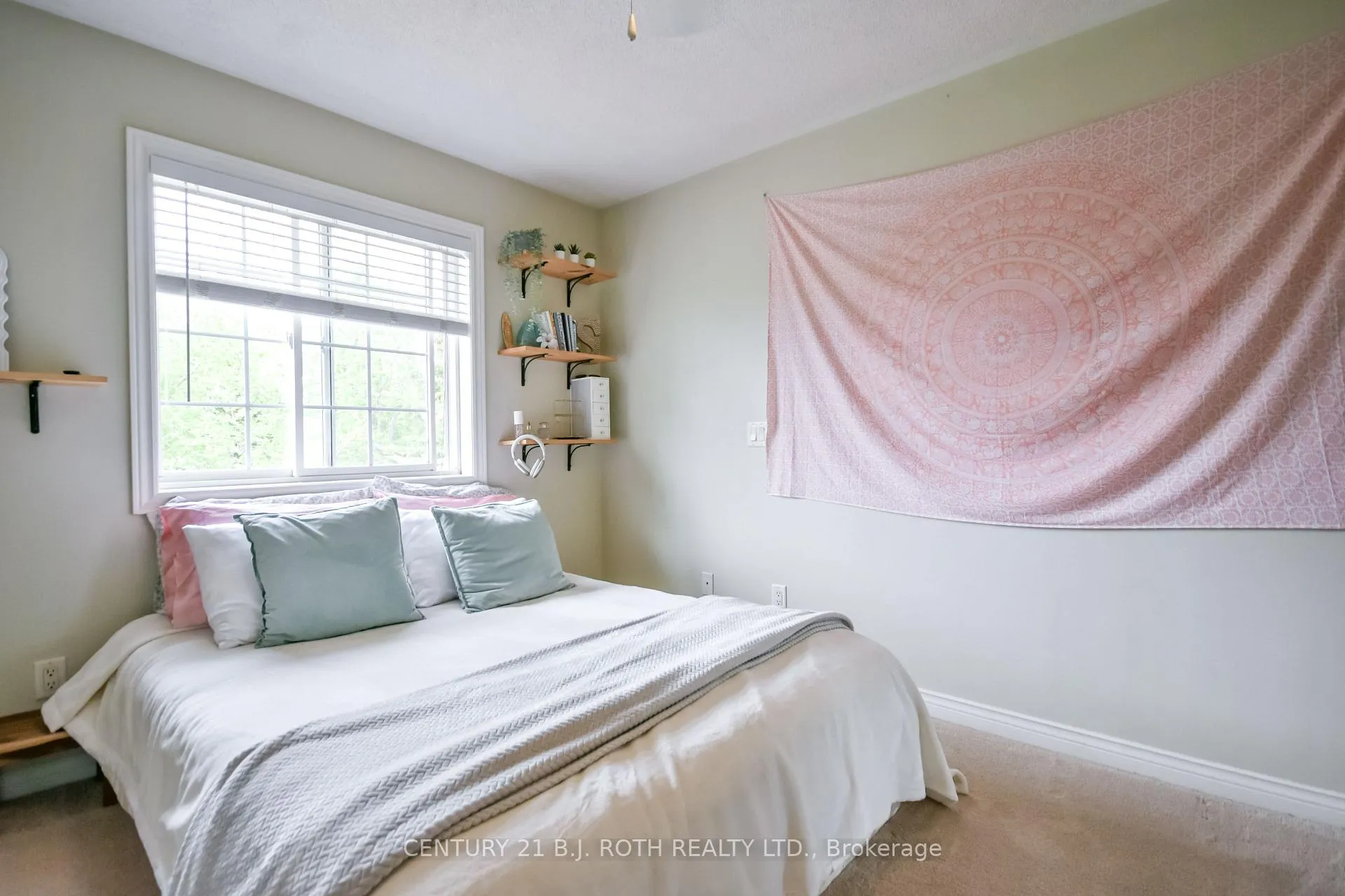 Photo 31 of 1 Evergreen Lane, Essa, Thornton — HOMEH