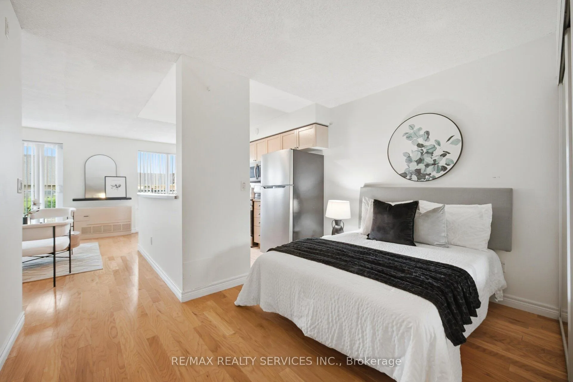 Photo 10 of Unit 116, 25 Via Rosedale, Brampton, Sandringham-Wellington — HOMEH