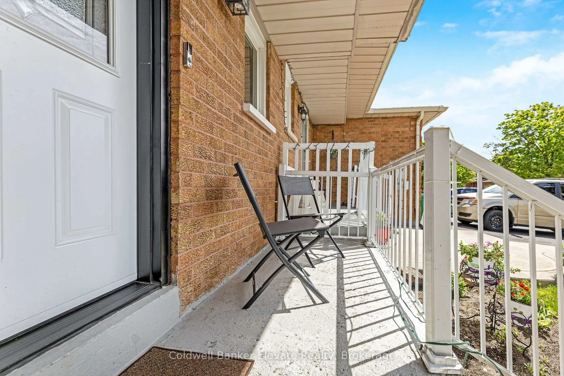 Photo 6 of 51 Acadian Heights, Brampton, Fletcher's Creek South — HOMEH