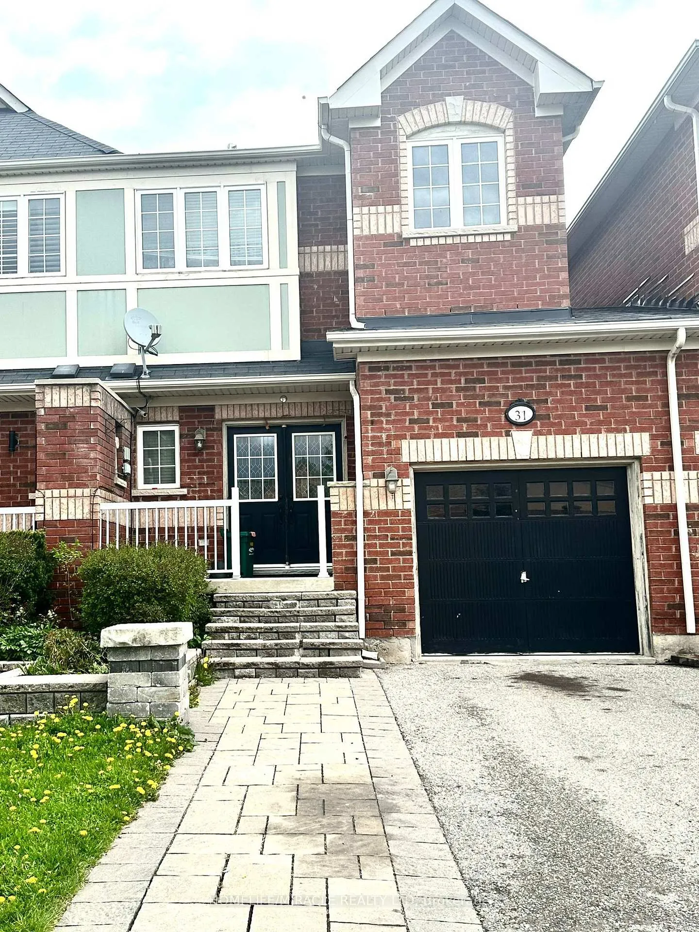 Photo 1 of 31 Niagara Trail, Halton Hills, Georgetown — HOMEH