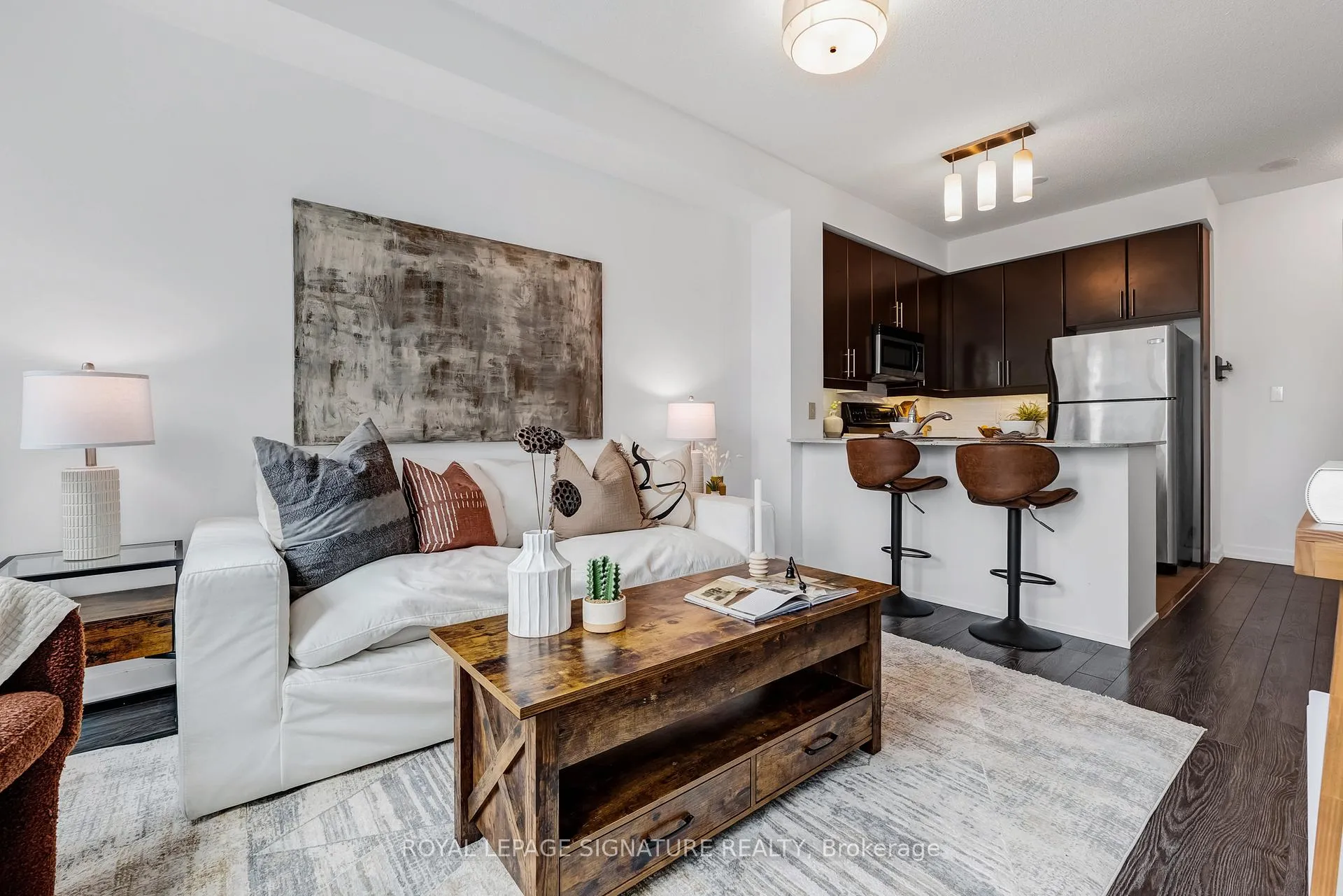 Photo 5 of Unit 1801, 18 Harbour Street, Toronto, Waterfront Communities — HOMEH