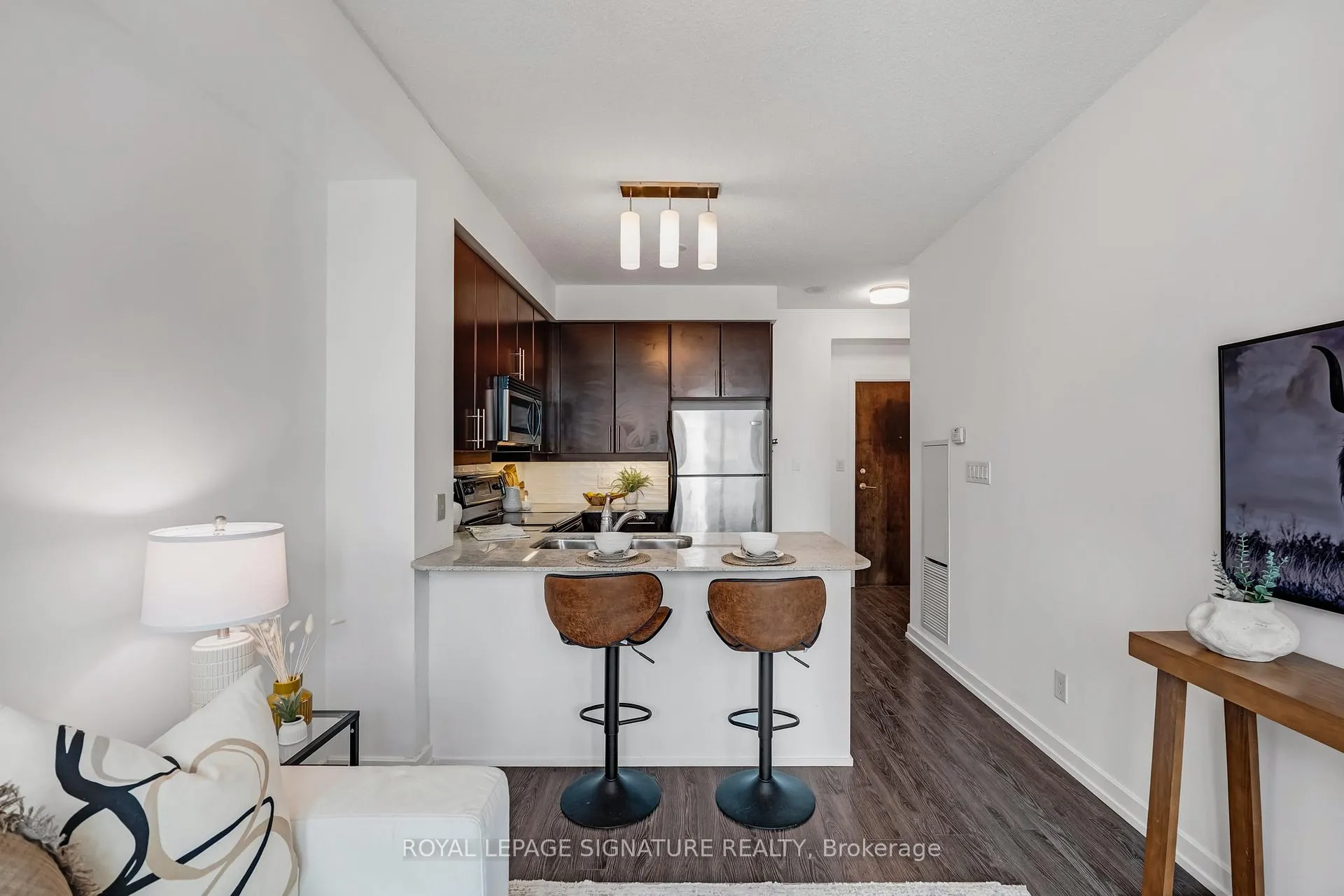 Photo 7 of Unit 1801, 18 Harbour Street, Toronto, Waterfront Communities — HOMEH
