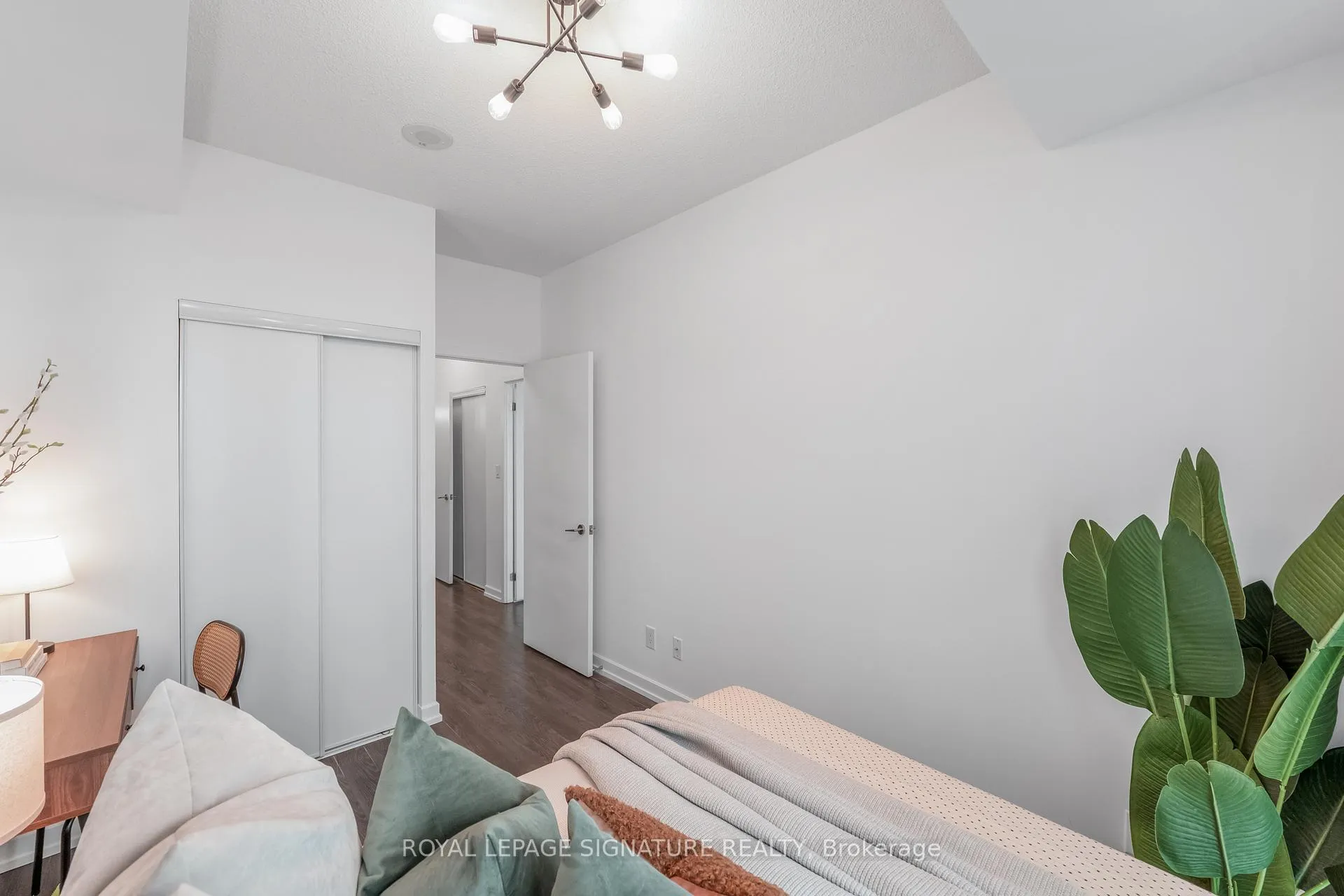 Photo 21 of Unit 1801, 18 Harbour Street, Toronto, Waterfront Communities — HOMEH