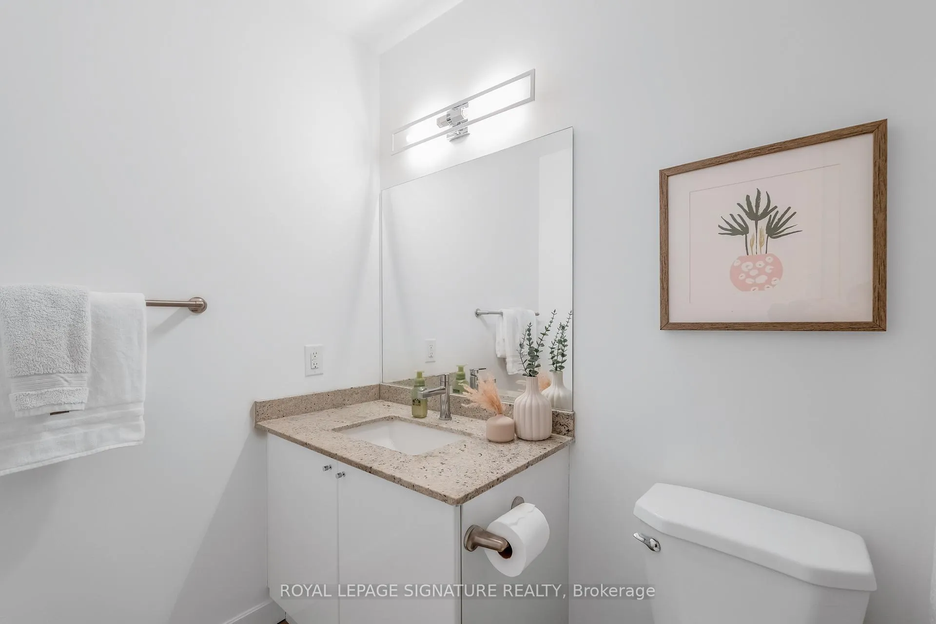 Photo 22 of Unit 1801, 18 Harbour Street, Toronto, Waterfront Communities — HOMEH