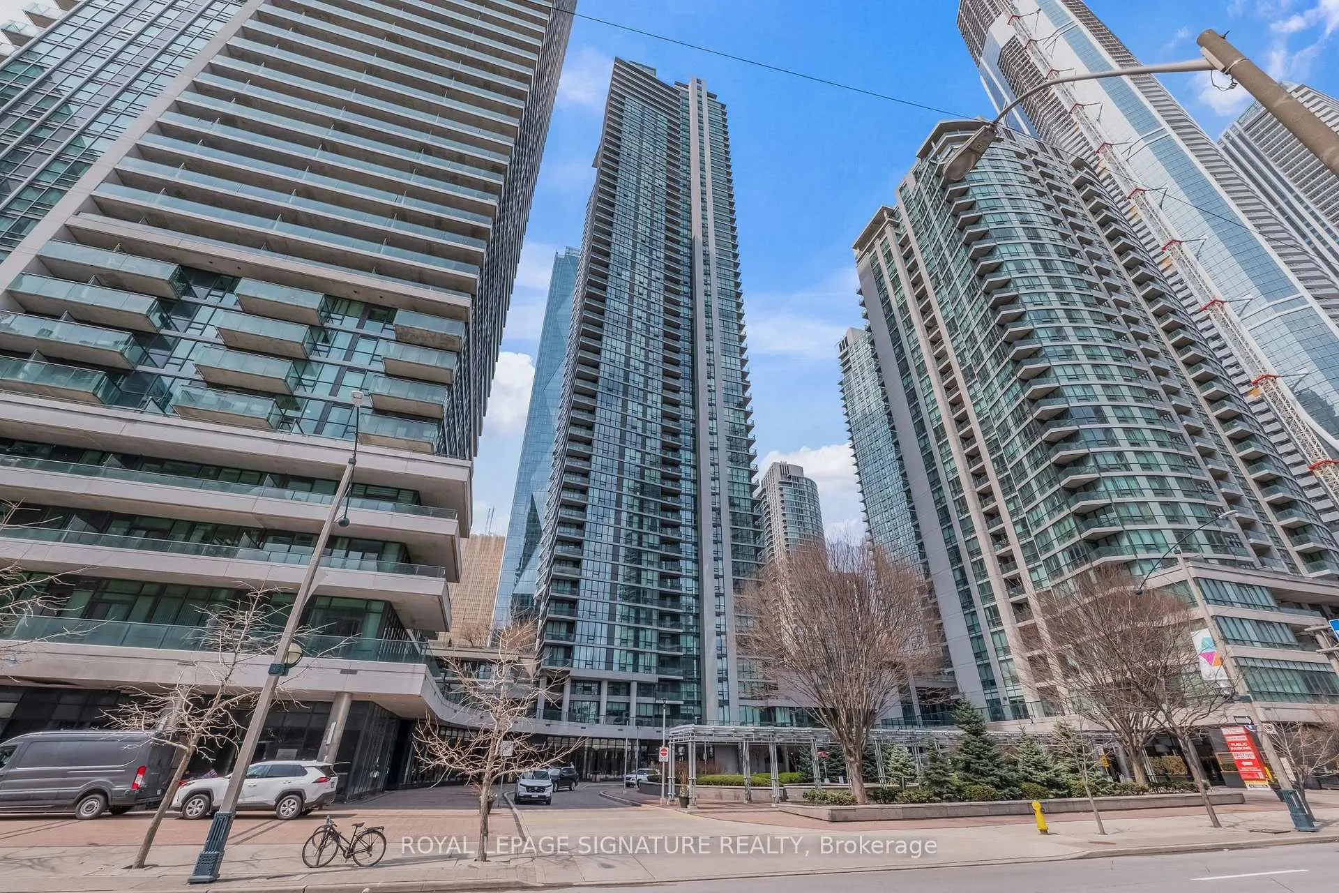 Photo 34 of Unit 1801, 18 Harbour Street, Toronto, Waterfront Communities — HOMEH