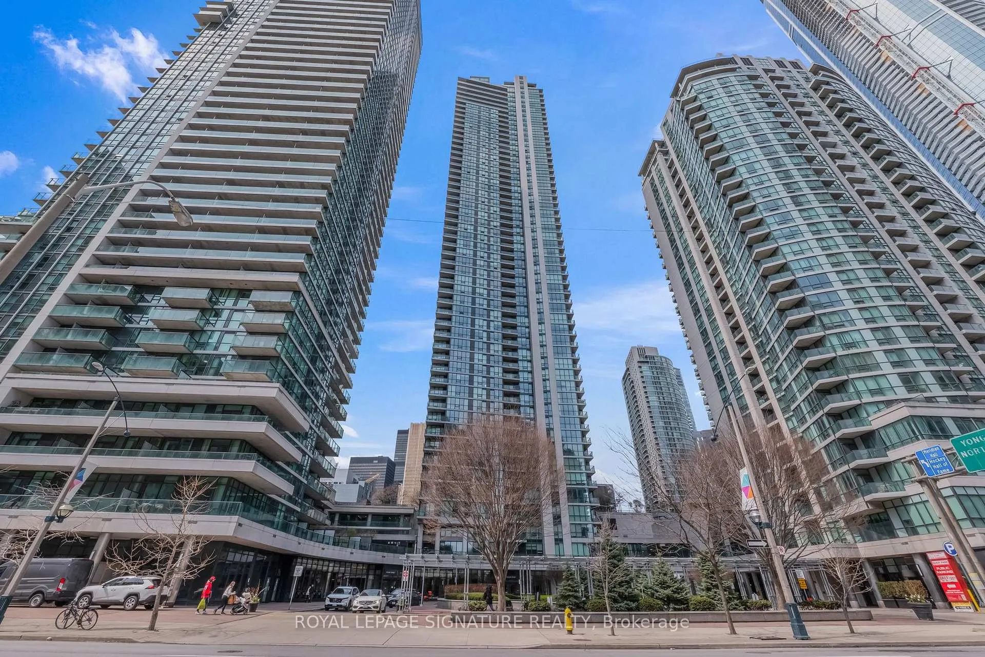 Photo 35 of Unit 1801, 18 Harbour Street, Toronto, Waterfront Communities — HOMEH