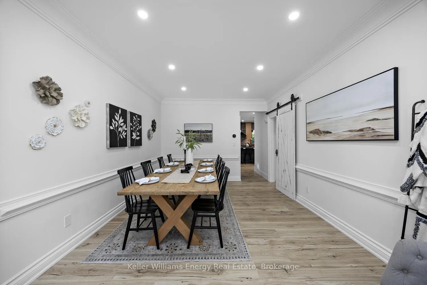 Photo 9 of 83 Cassels Road E, Whitby, Brooklin — HOMEH