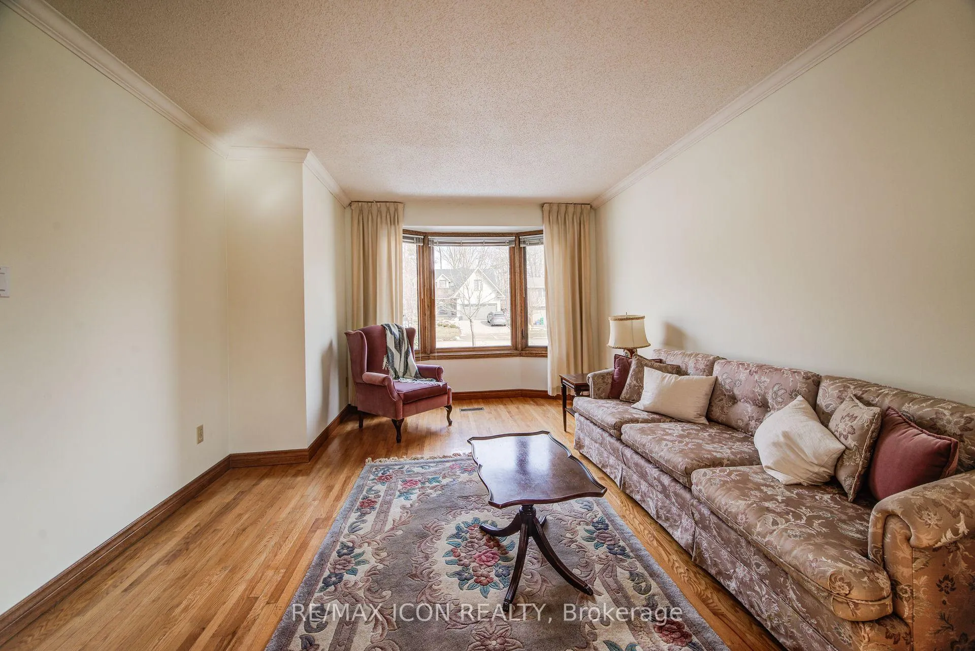 Photo 6 of 458 Winston Boulevard, Cambridge — HOMEH