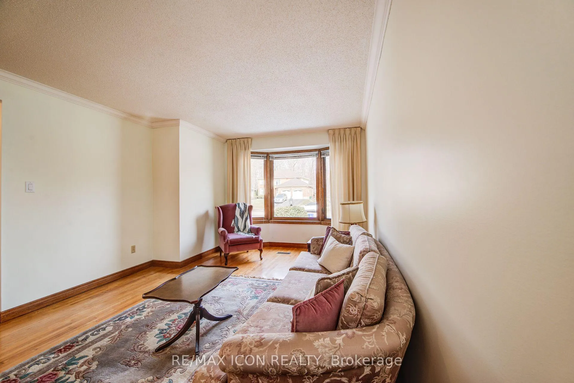 Photo 7 of 458 Winston Boulevard, Cambridge — HOMEH