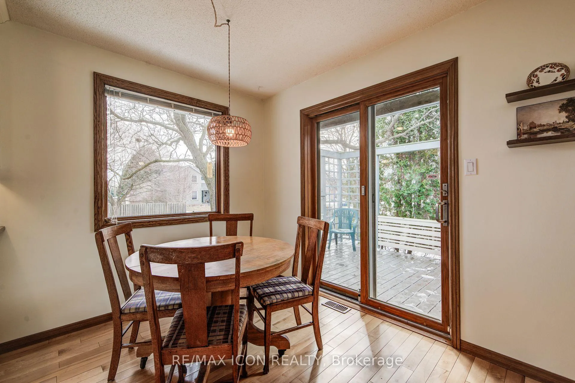 Photo 16 of 458 Winston Boulevard, Cambridge — HOMEH