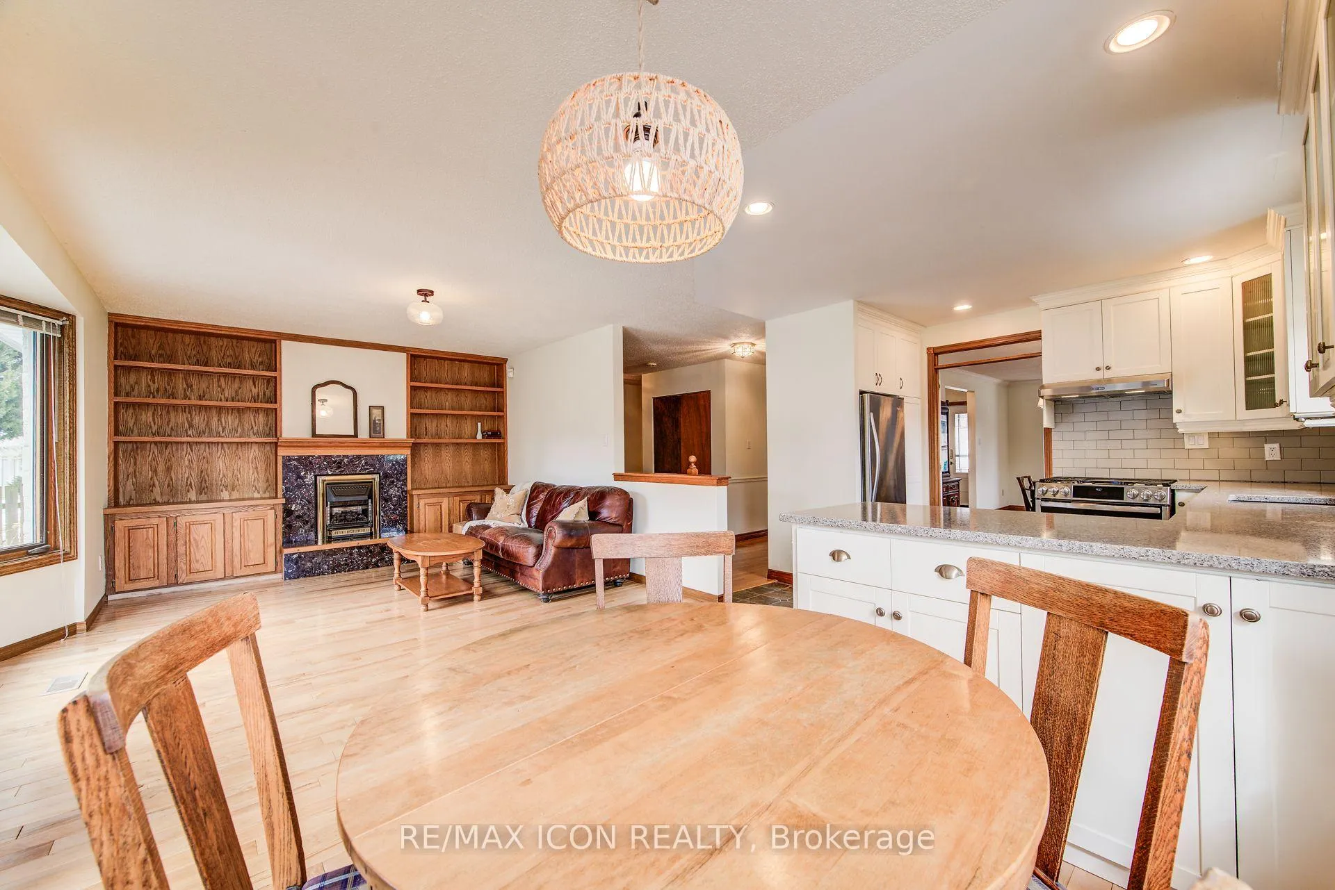 Photo 18 of 458 Winston Boulevard, Cambridge — HOMEH