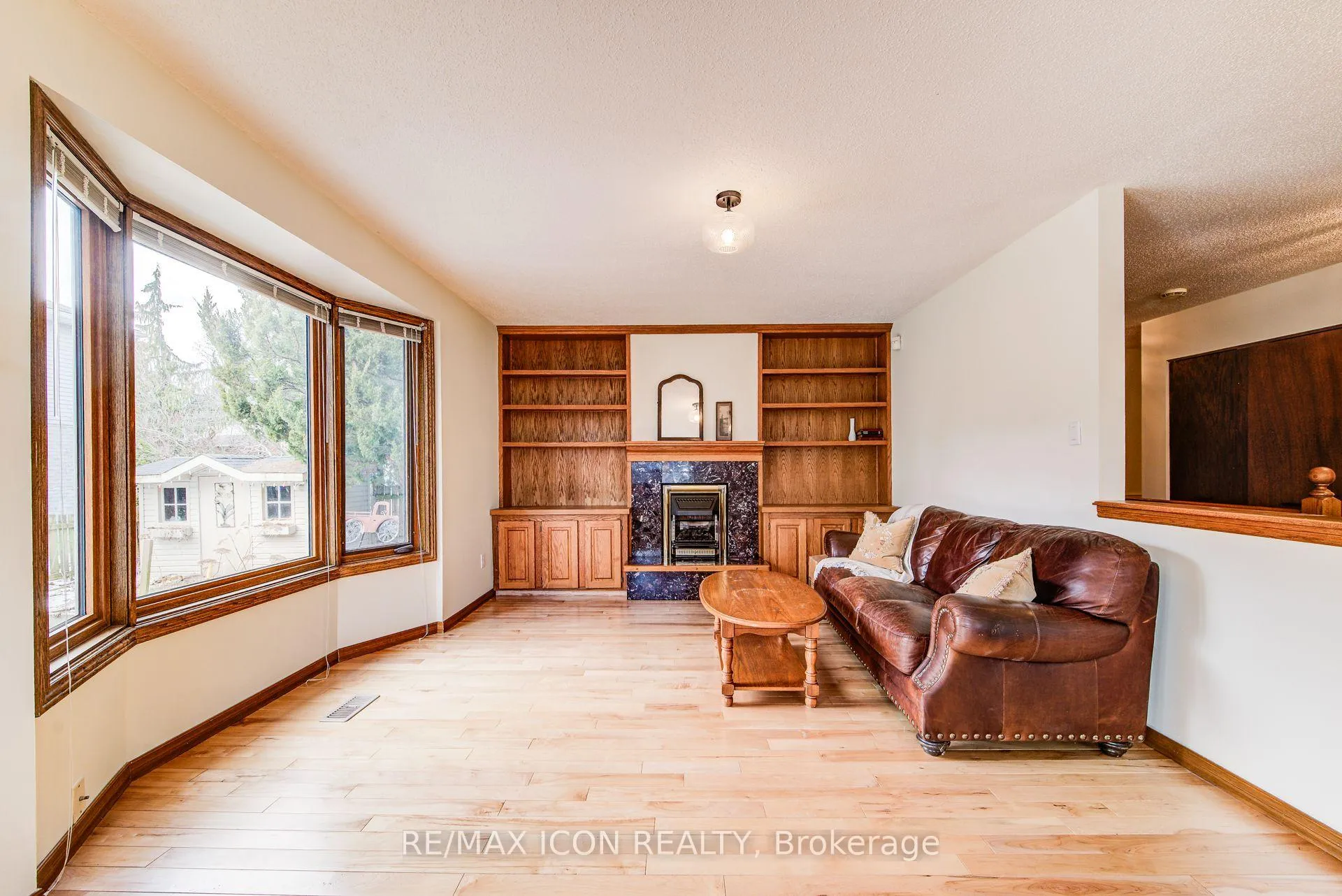Photo 19 of 458 Winston Boulevard, Cambridge — HOMEH