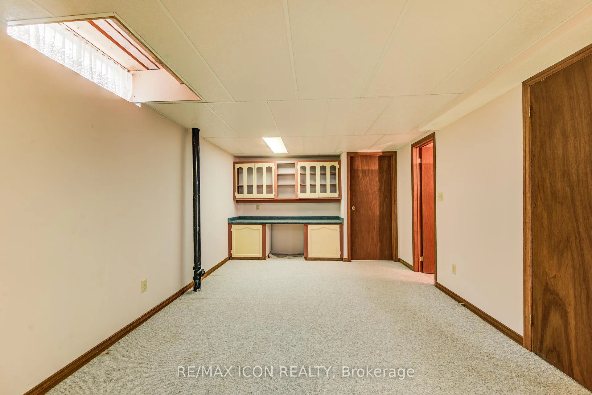 Photo 35 of 458 Winston Boulevard, Cambridge — HOMEH