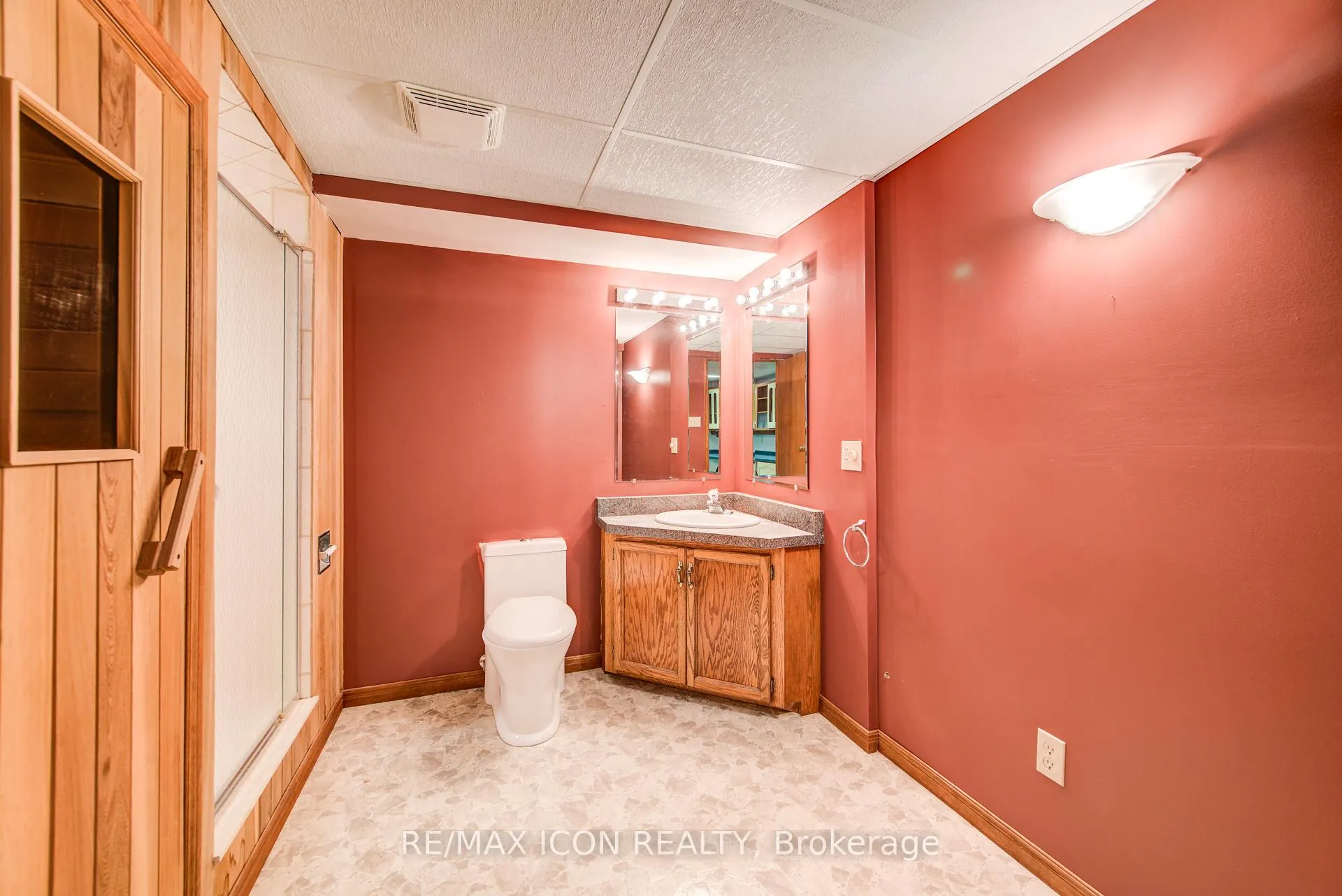 Photo 37 of 458 Winston Boulevard, Cambridge — HOMEH