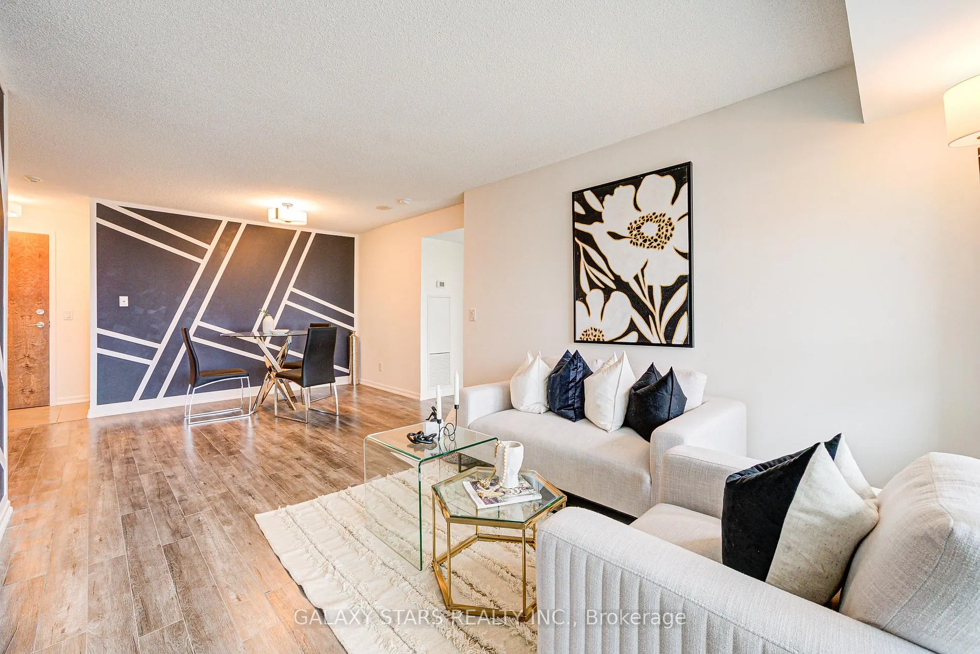 Photo 17 of Unit 1012, 1235 Bayly Street, Pickering, Bay Ridges — HOMEH