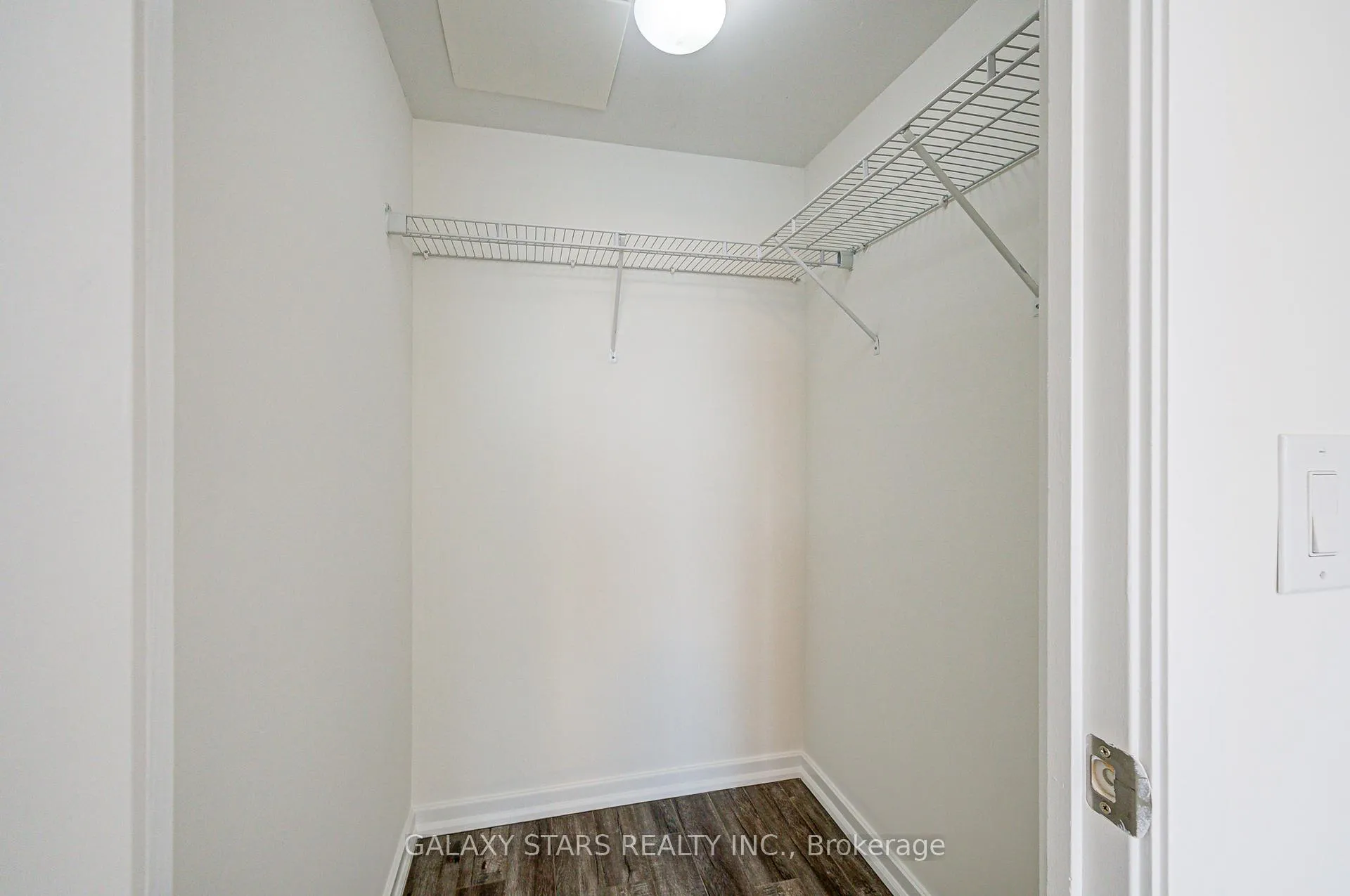 Photo 27 of Unit 1012, 1235 Bayly Street, Pickering, Bay Ridges — HOMEH