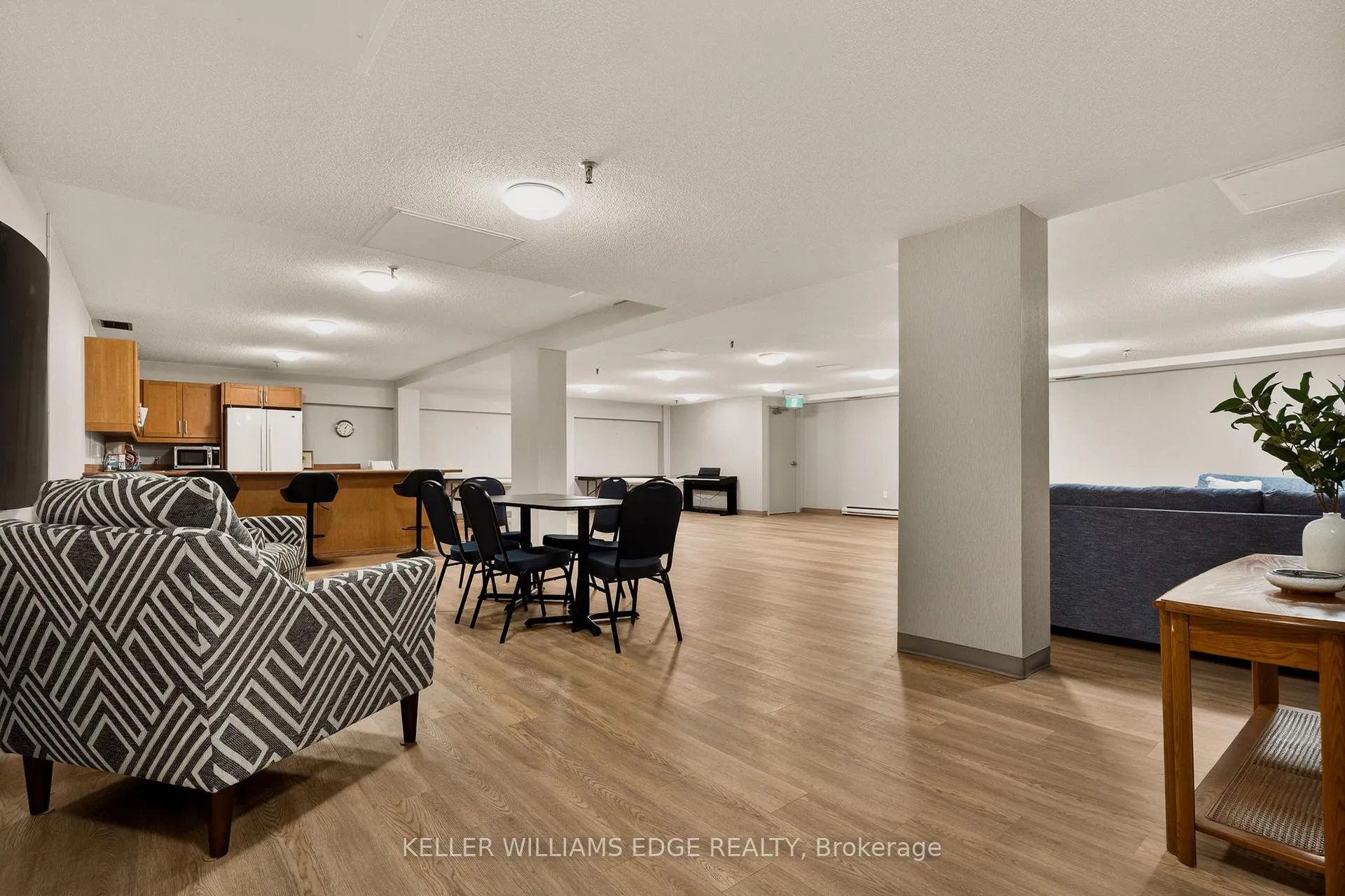 Photo 36 of Unit 510, 1225 North Shore Boulevard E, Burlington, Brant — HOMEH
