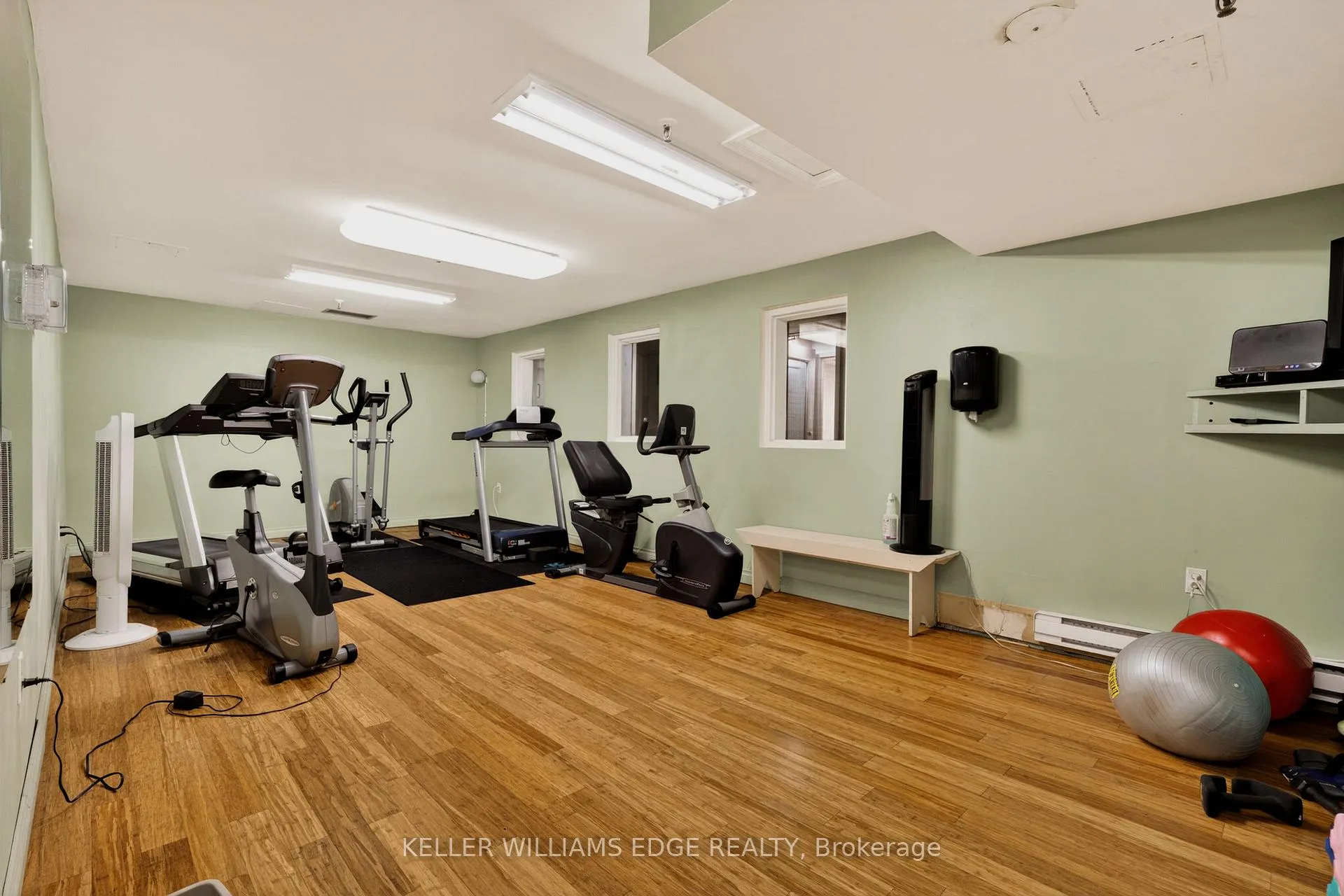 Photo 40 of Unit 510, 1225 North Shore Boulevard E, Burlington, Brant — HOMEH