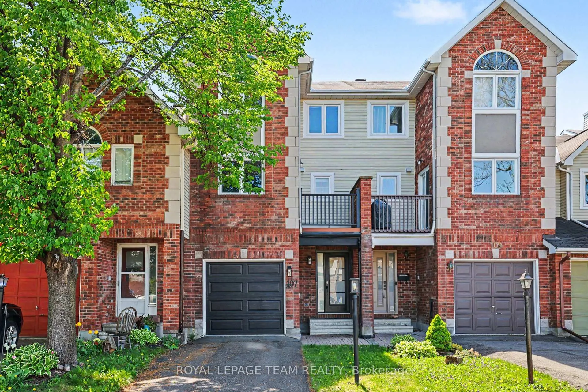 Front of 107 Woodpark Way
