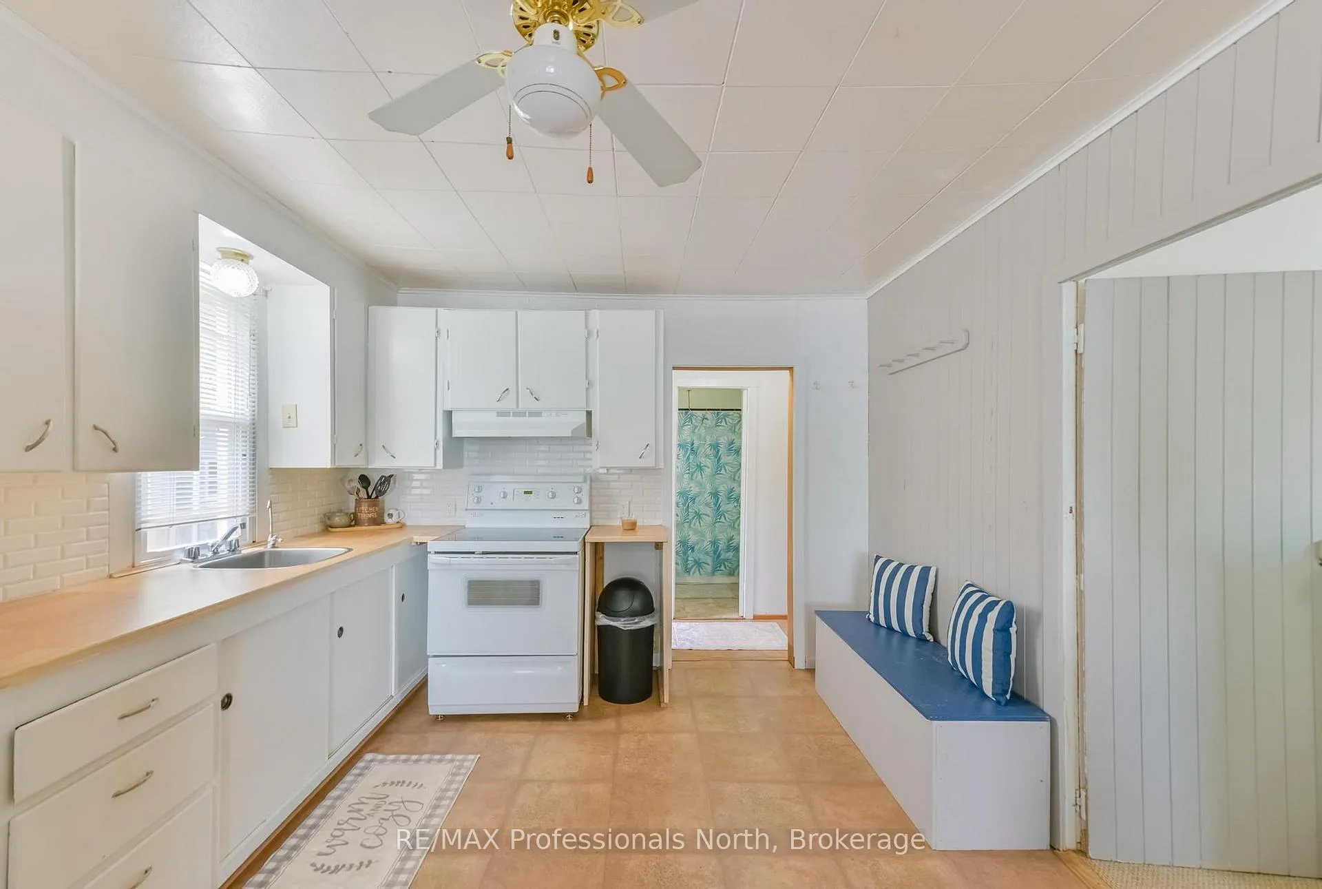 Photo 15 of 1755 North Shore Road, Algonquin Highlands, Stanhope — HOMEH