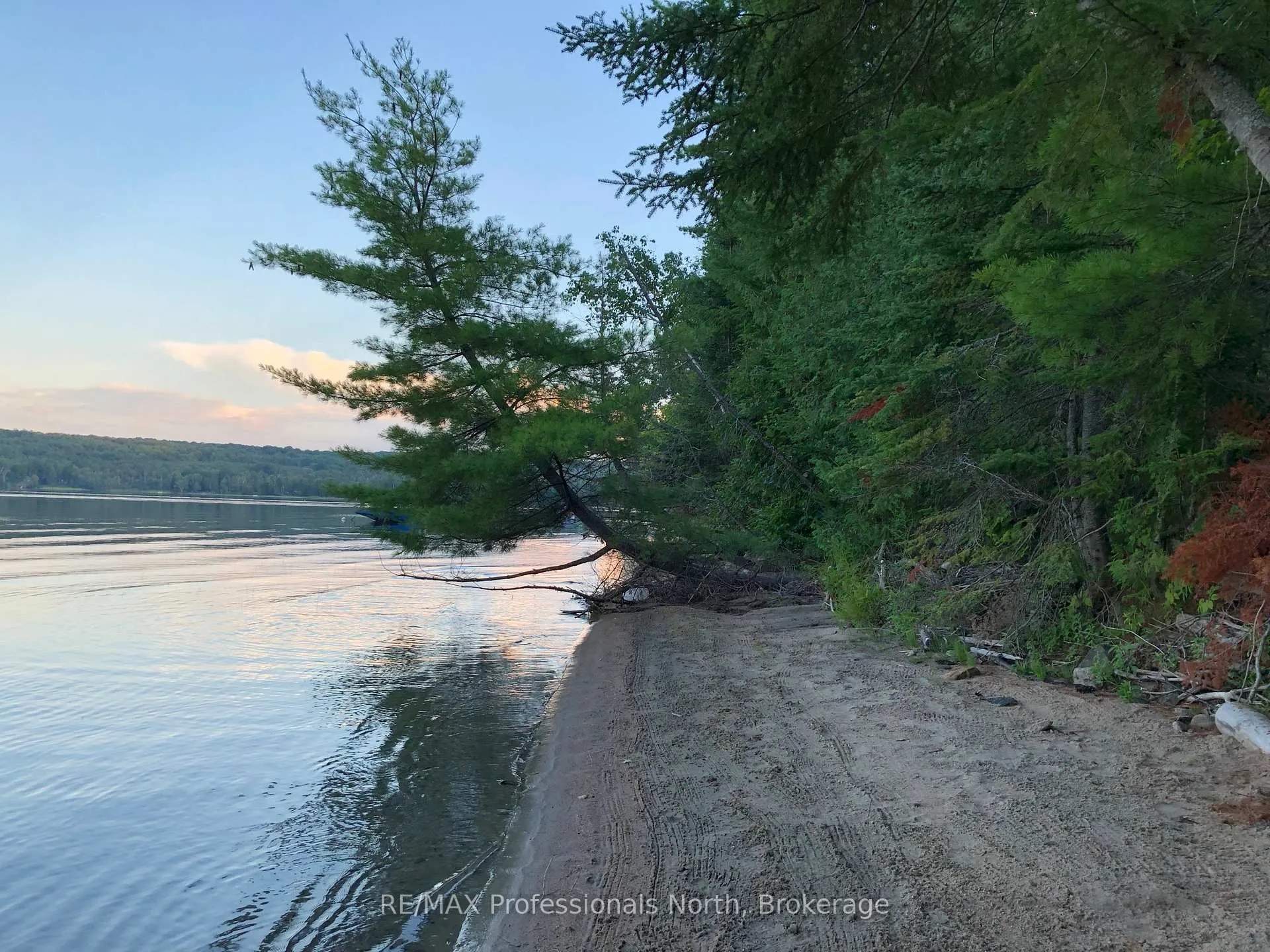 Photo 2 of 1755 North Shore Road, Algonquin Highlands, Stanhope — HOMEH