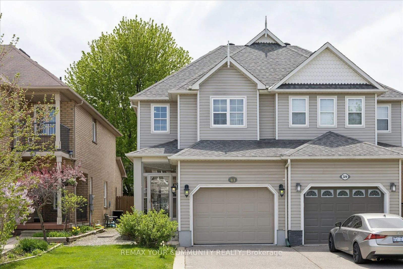 Front of 41 Old Colony Road