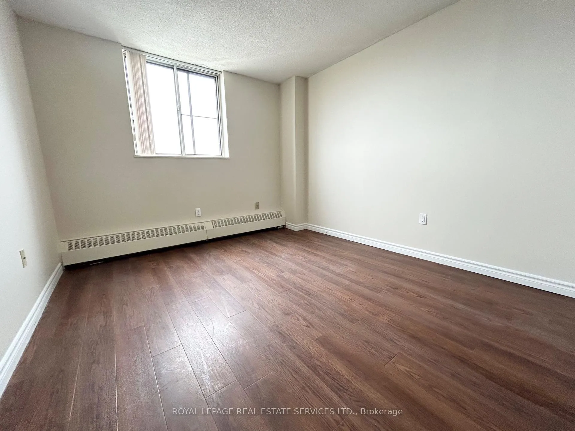Photo 15 of Unit 1812, 1 Cedarwoods Crescent, Kitchener — HOMEH