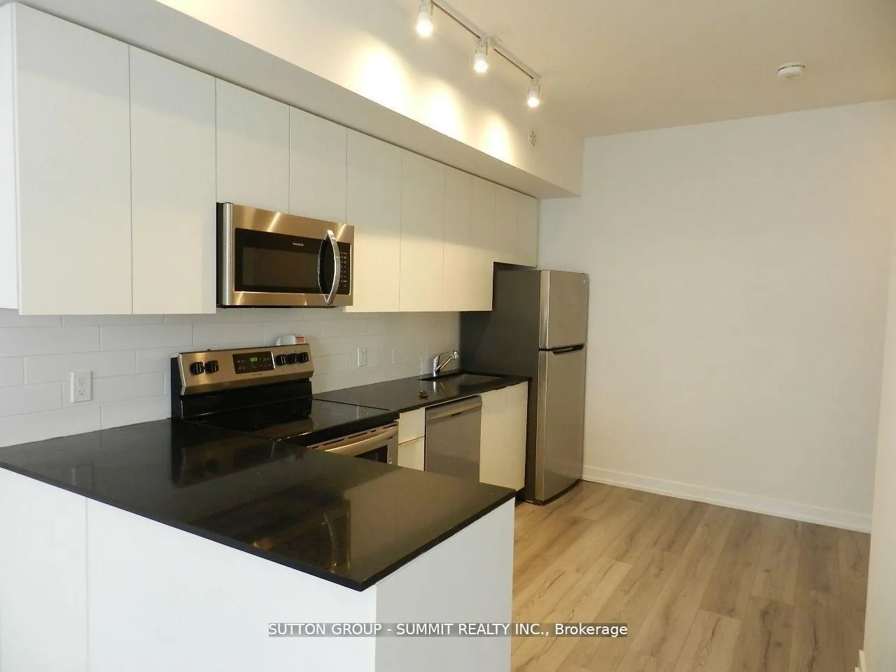 Photo 5 of Unit 344, 3066 Sixth Line, Oakville, Glenorchy — HOMEH